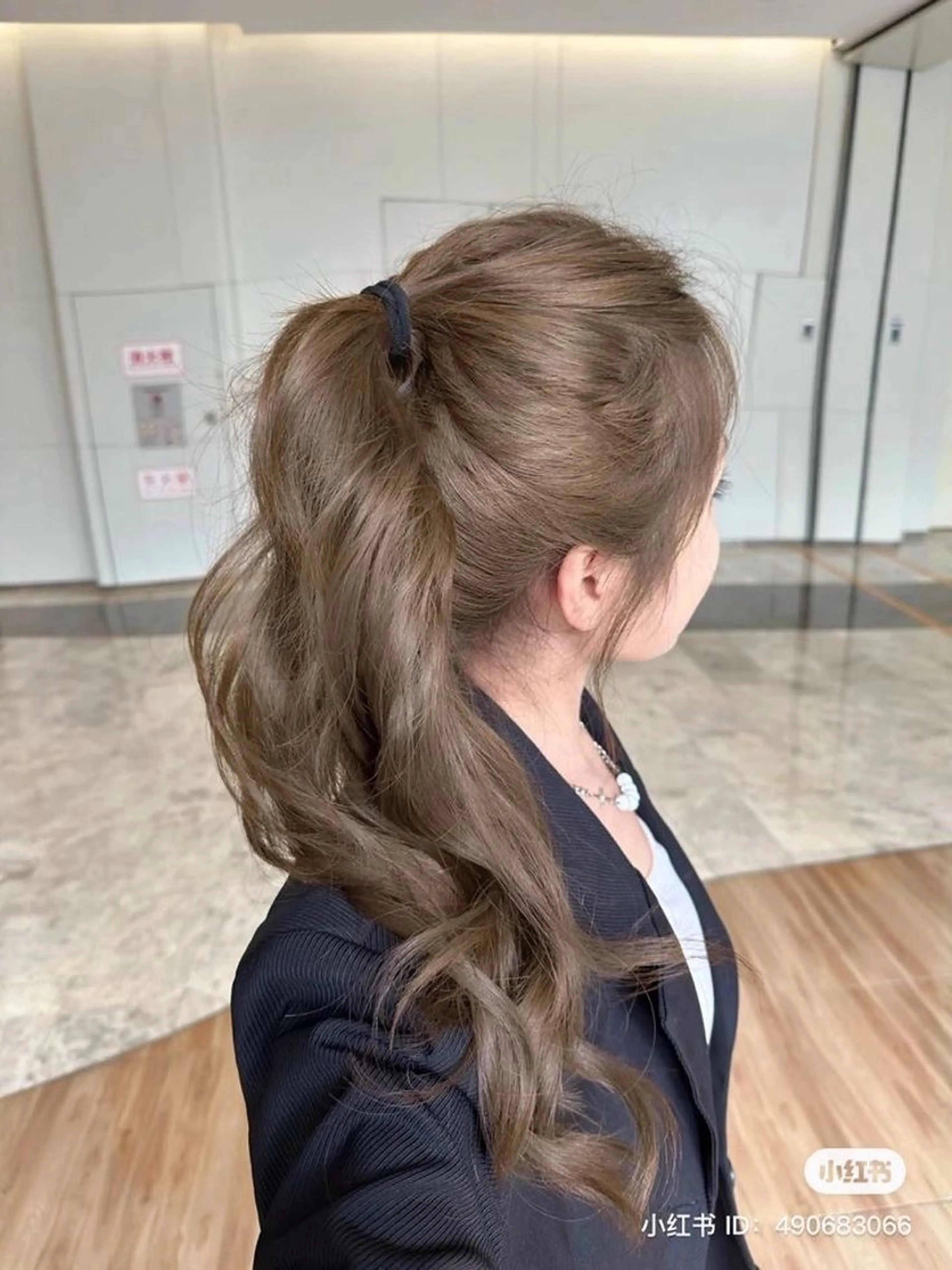 ロング カラー カット ヘアカラー ヘッドスパ ヘアセット 🤍レイヤーカット/ ベージュヘア🤍のヘアスタイル