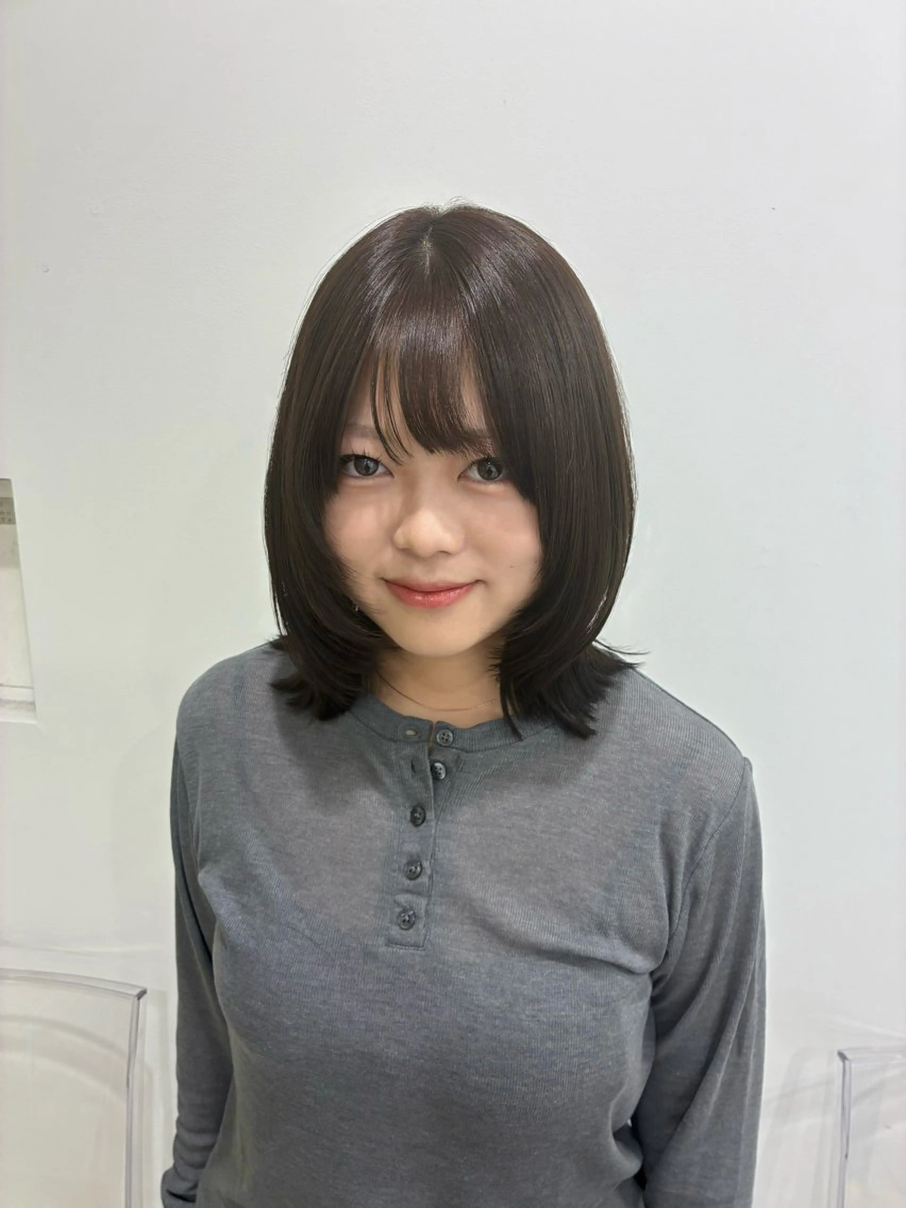 ミディアム カラー カット ヘアカラー トリートメント ヘアセット 透明感ベージュ🤎 manami👒🌿のヘアスタイル