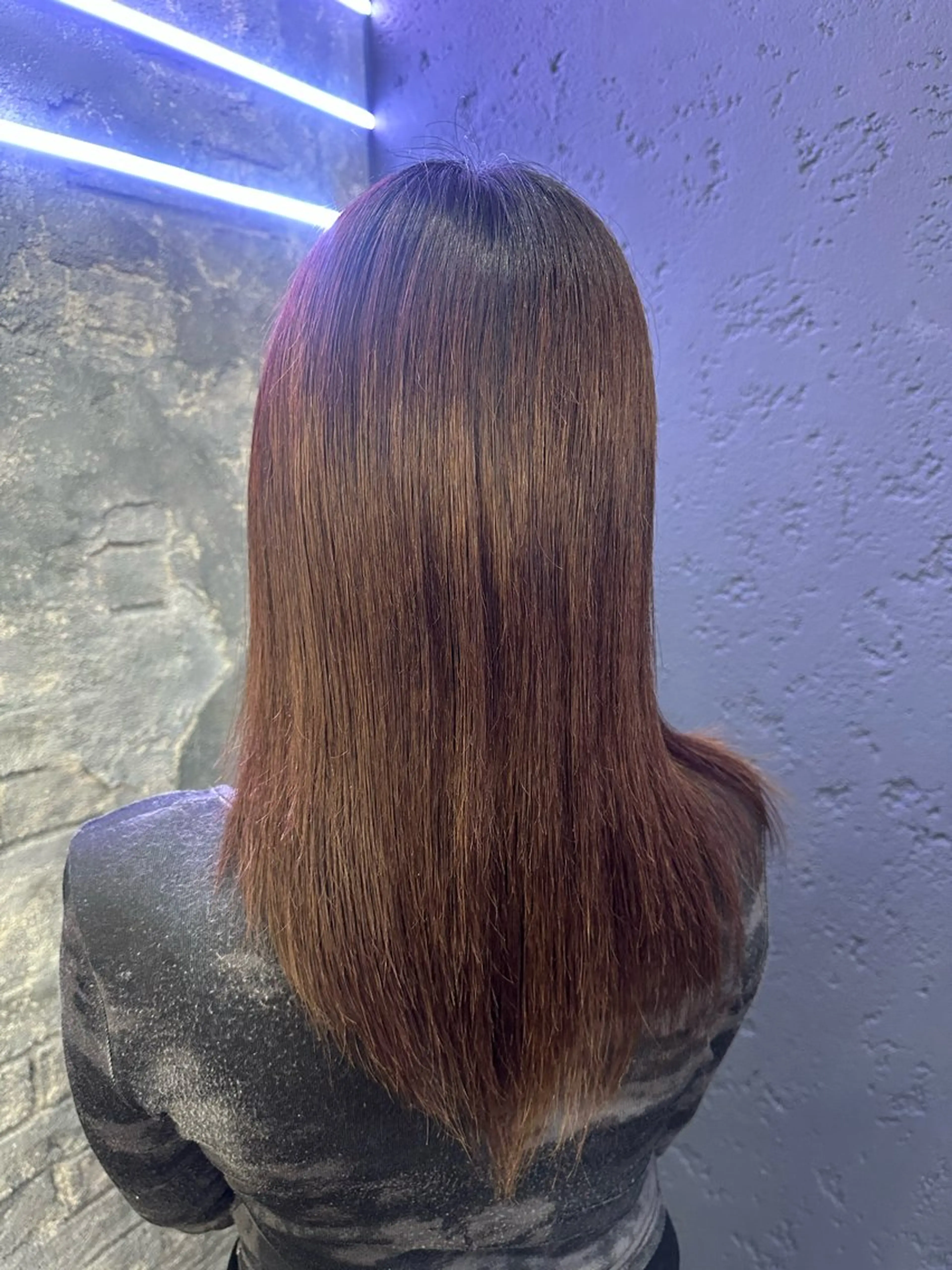 セミロング 縮毛矯正 カラーモデル募集中 🩶REI🩶のヘアスタイル
