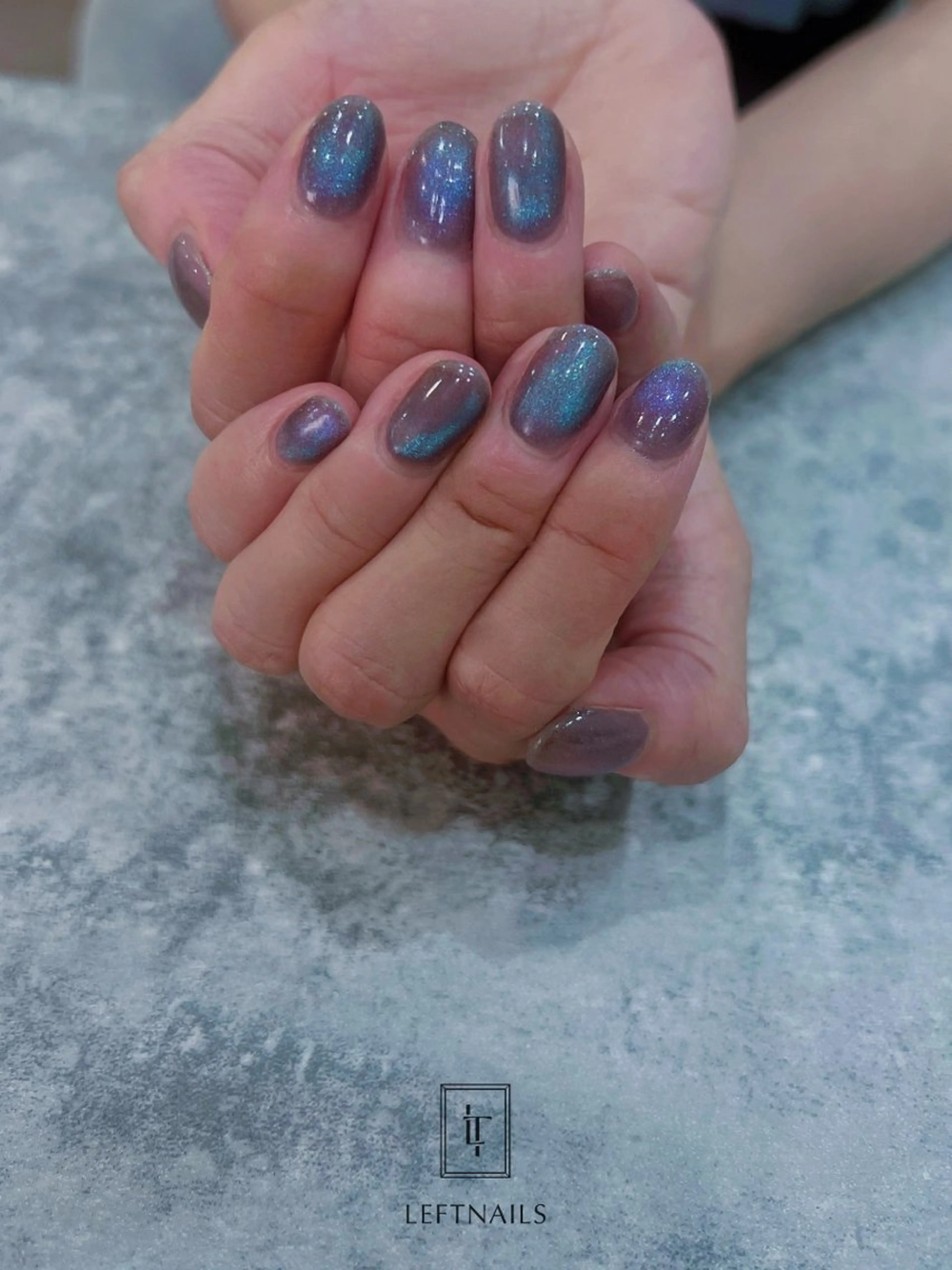 ネイル マグネットネイル ハンドネイル LEFTNAILS フィルインニュアンスのネイルデザイン