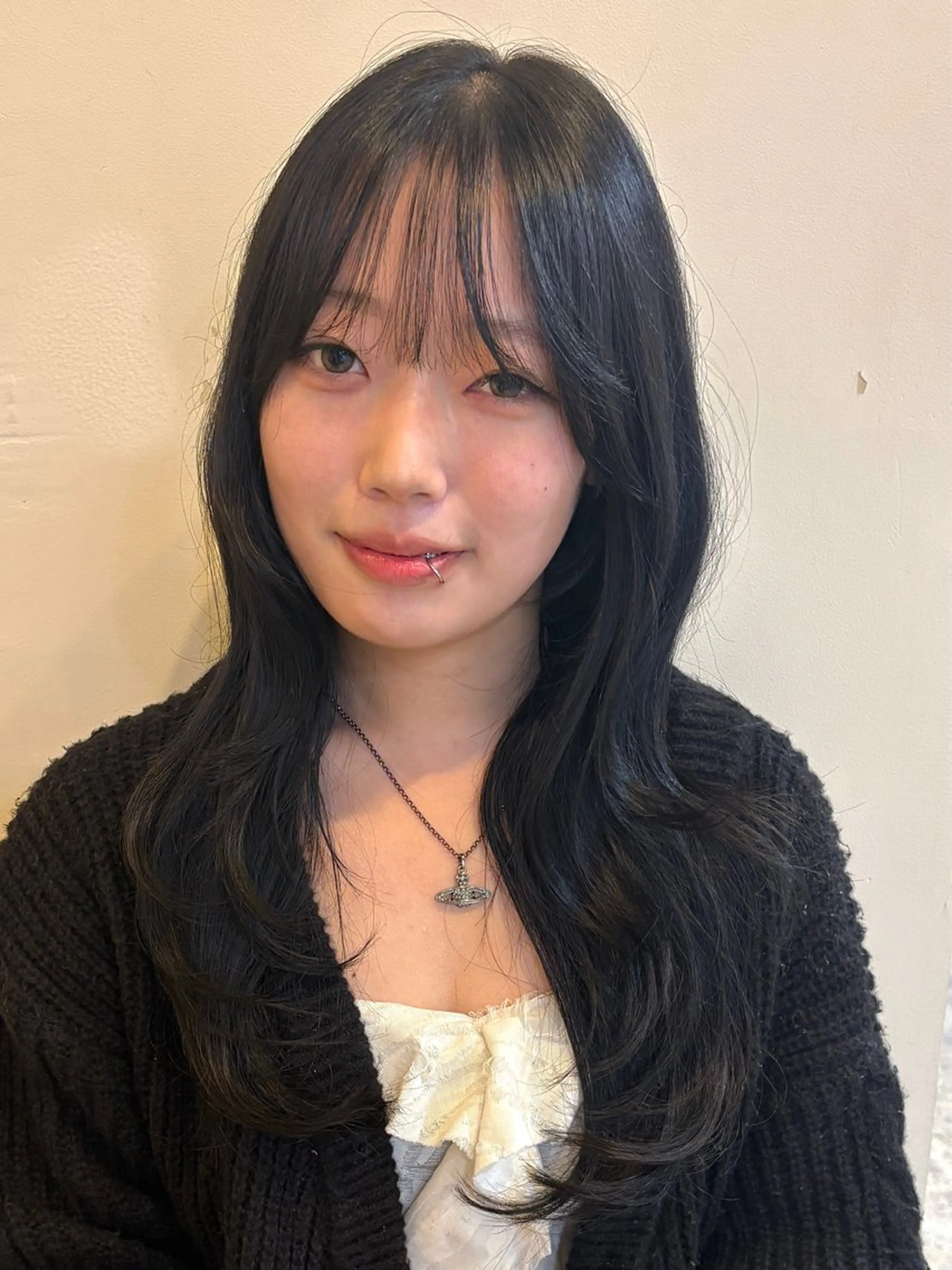ロング カラー カット ヘアカラー トリートメント RIN／韓国ヘア レイヤーカットのヘアスタイル