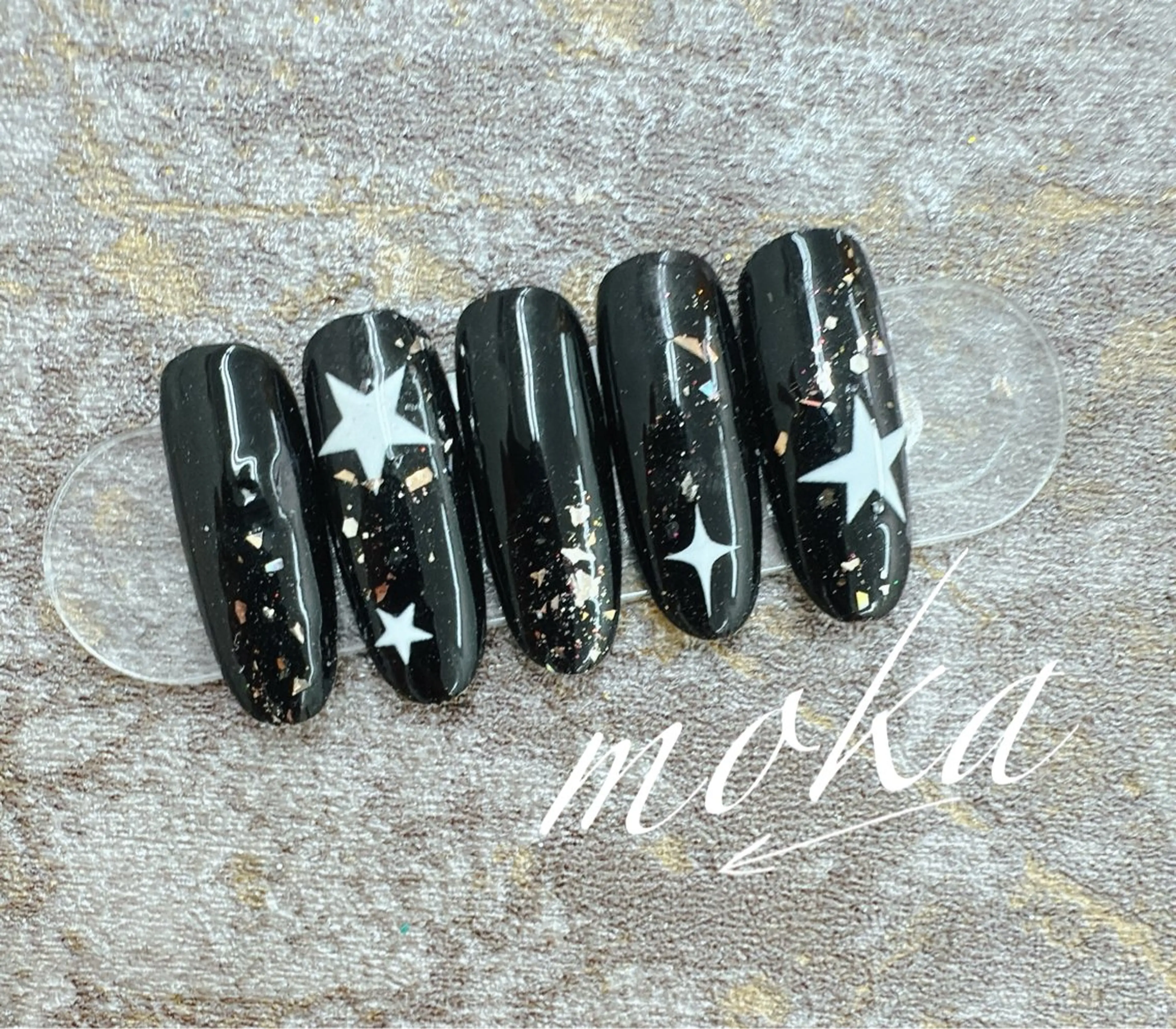 ネイル ハンドネイル ハンドケア 胡蝶蘭レディースサロ ンNailMOKAのネイルデザイン