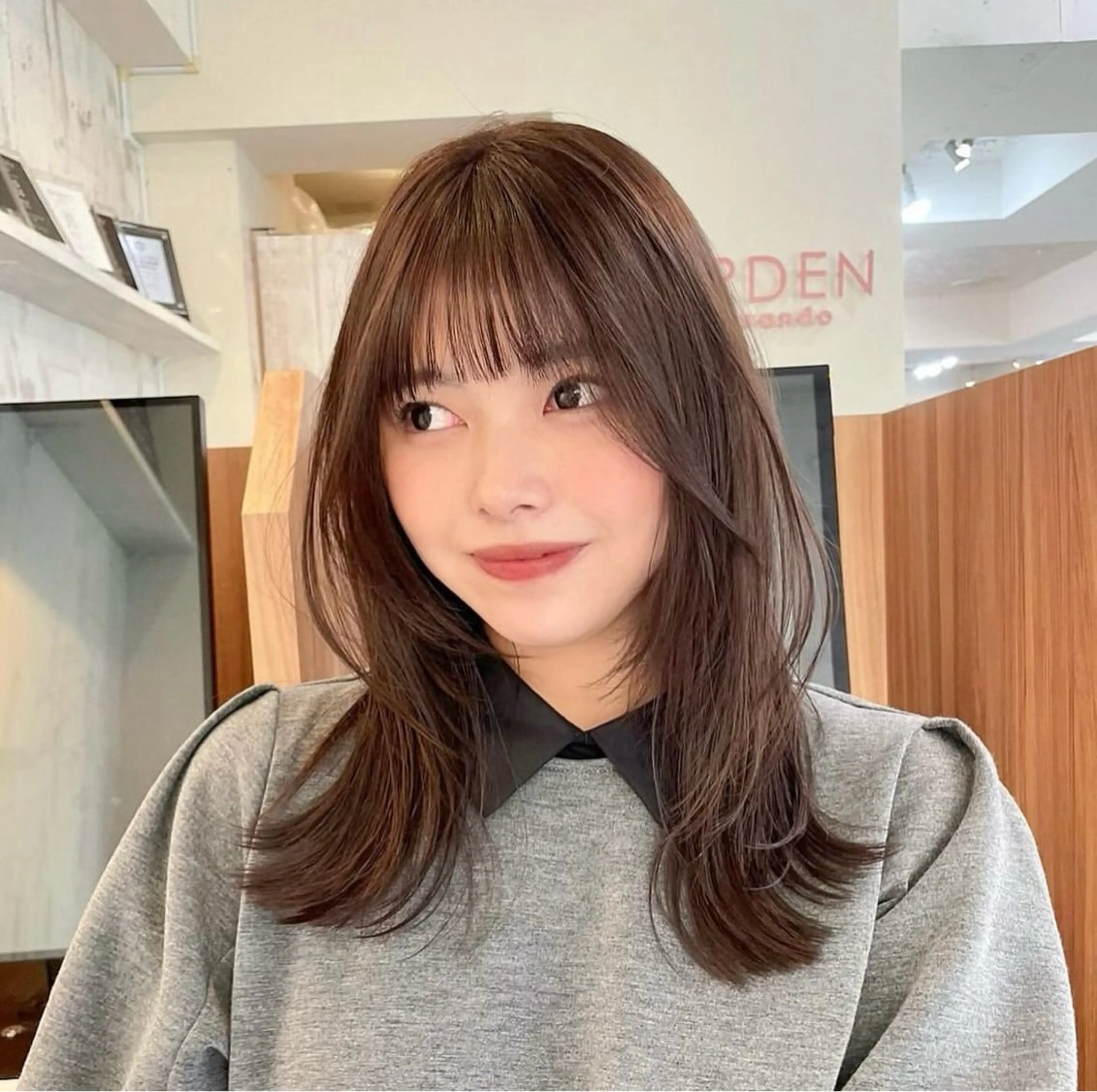ミディアム カラー レイヤーカット カット ヘアカラー トリートメント ヘッドスパ 内野   龍海 / レイヤーカットのヘアスタイル