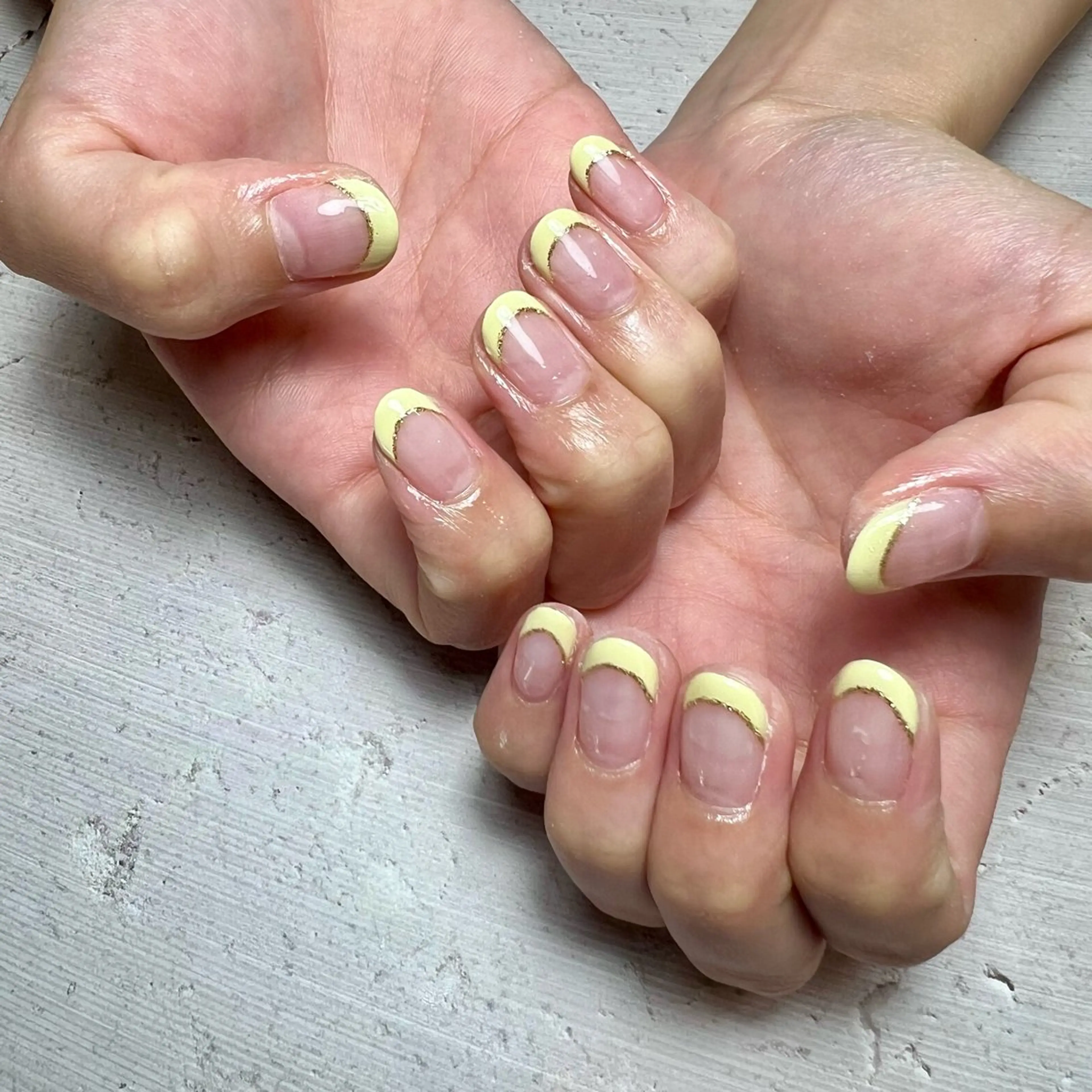 ネイル フレンチネイル twin .のネイルデザイン