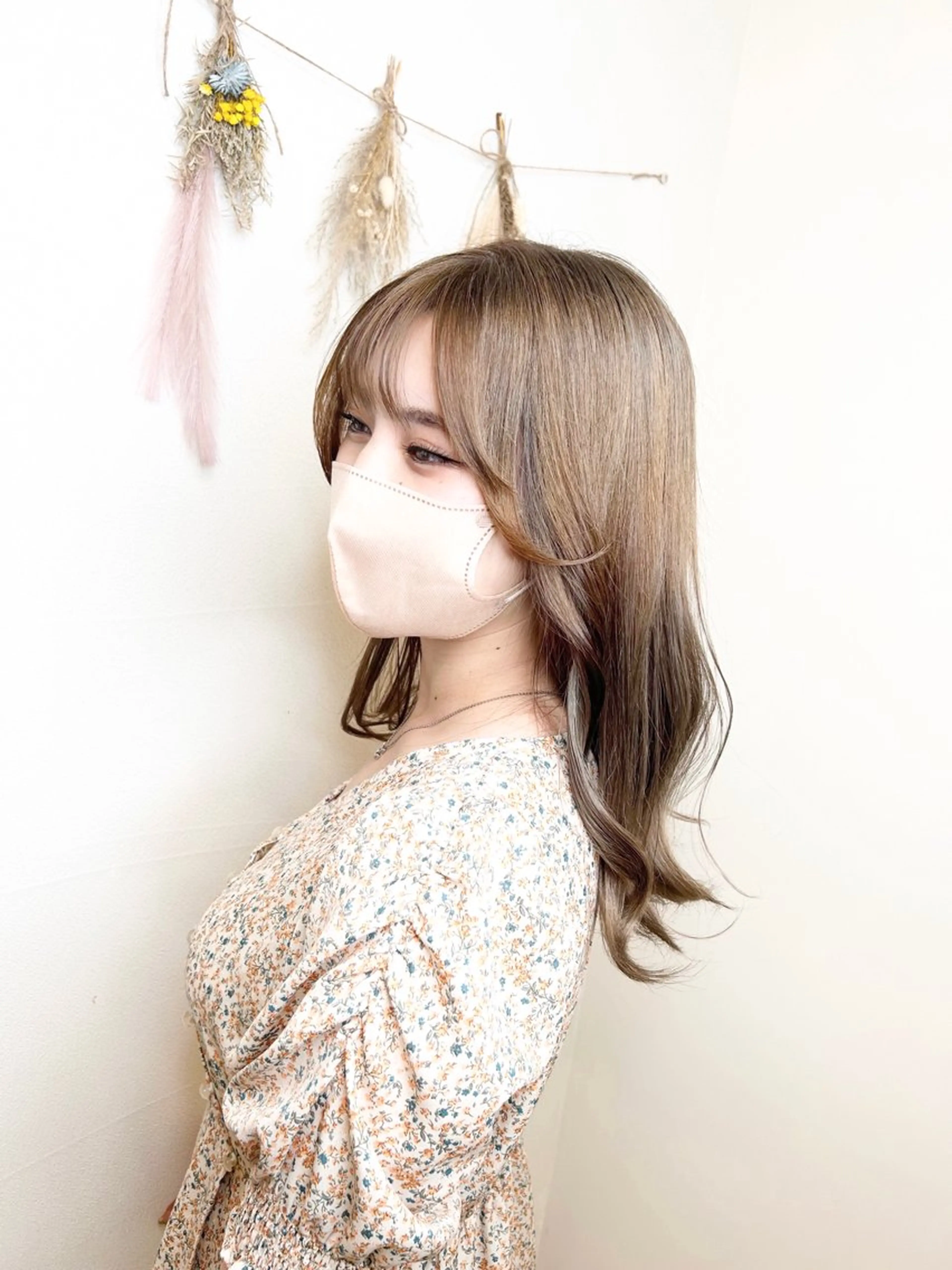 セミロング カラー カット ヘアカラー トリートメント 🌿艶髪透明感 佐藤遥🌿のヘアスタイル