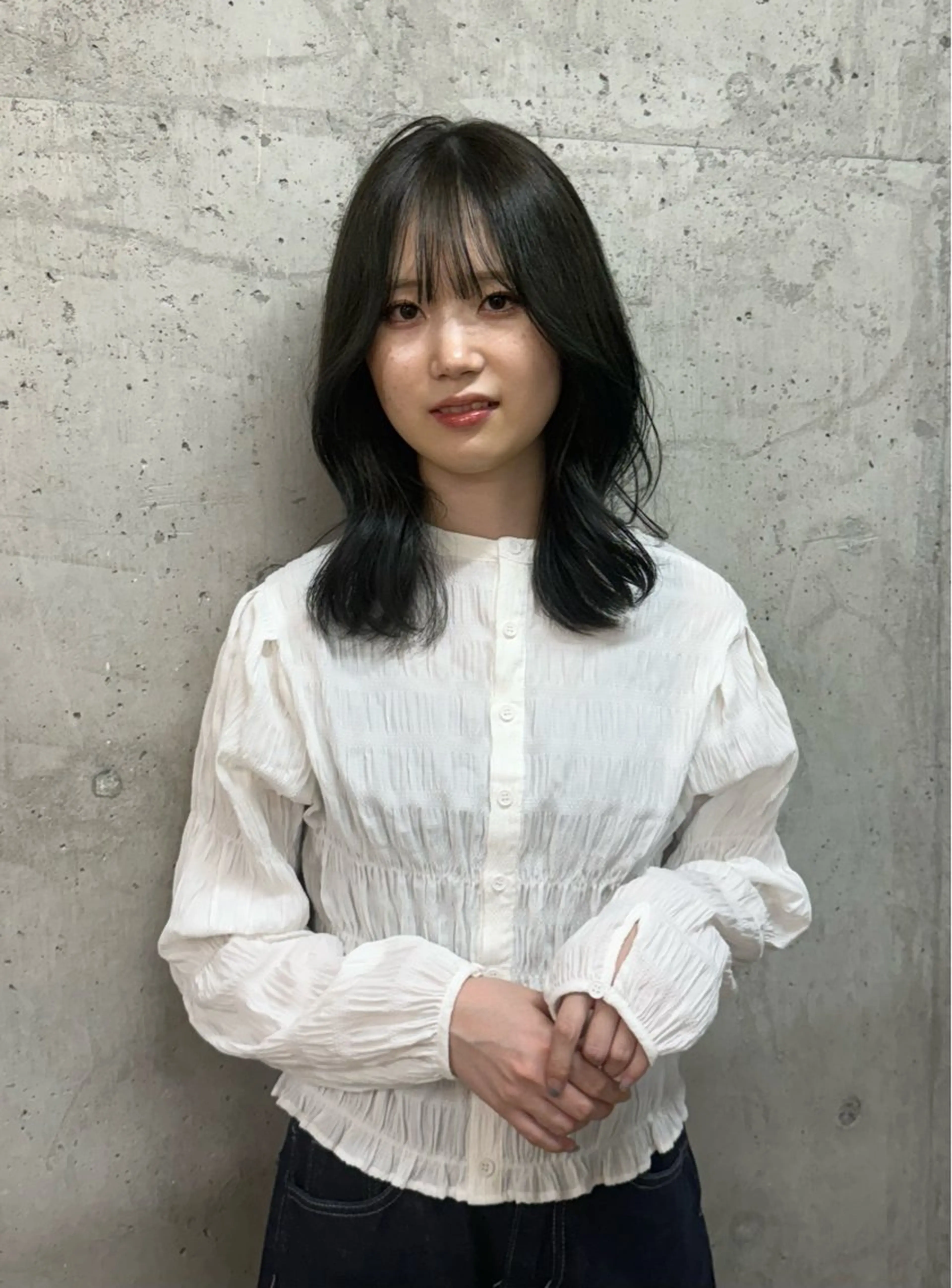 ミディアム カラー ヘアアレンジ 透明感カラー イルミナカラー ヘアカラー ᵐⁱᵏⁱᵏᵒ / レイヤー★のヘアスタイル