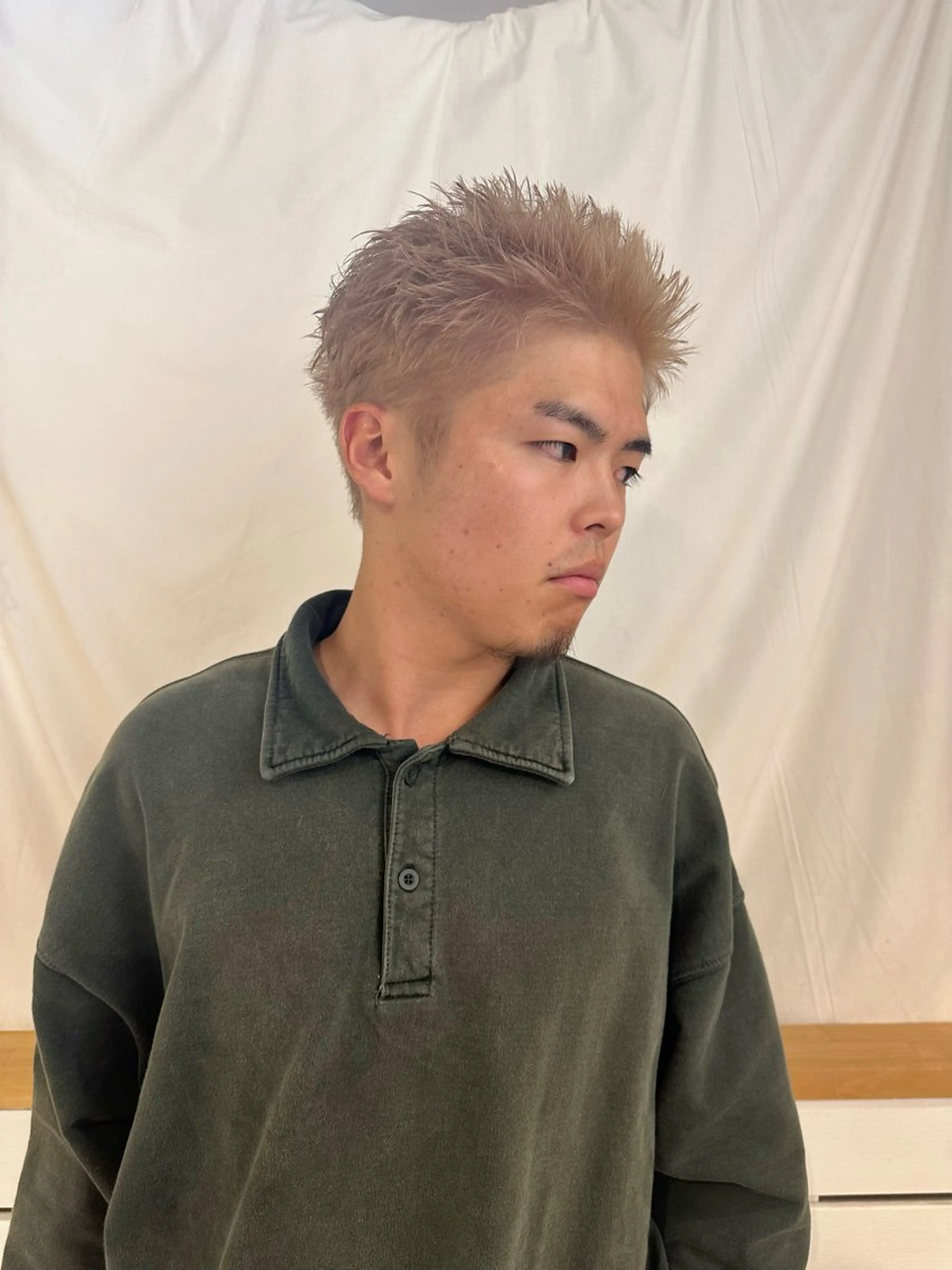 ショート メンズ スパイキーショート ショートヘア 渋谷 ミモザワークス タニグチヨシユキのヘアスタイル