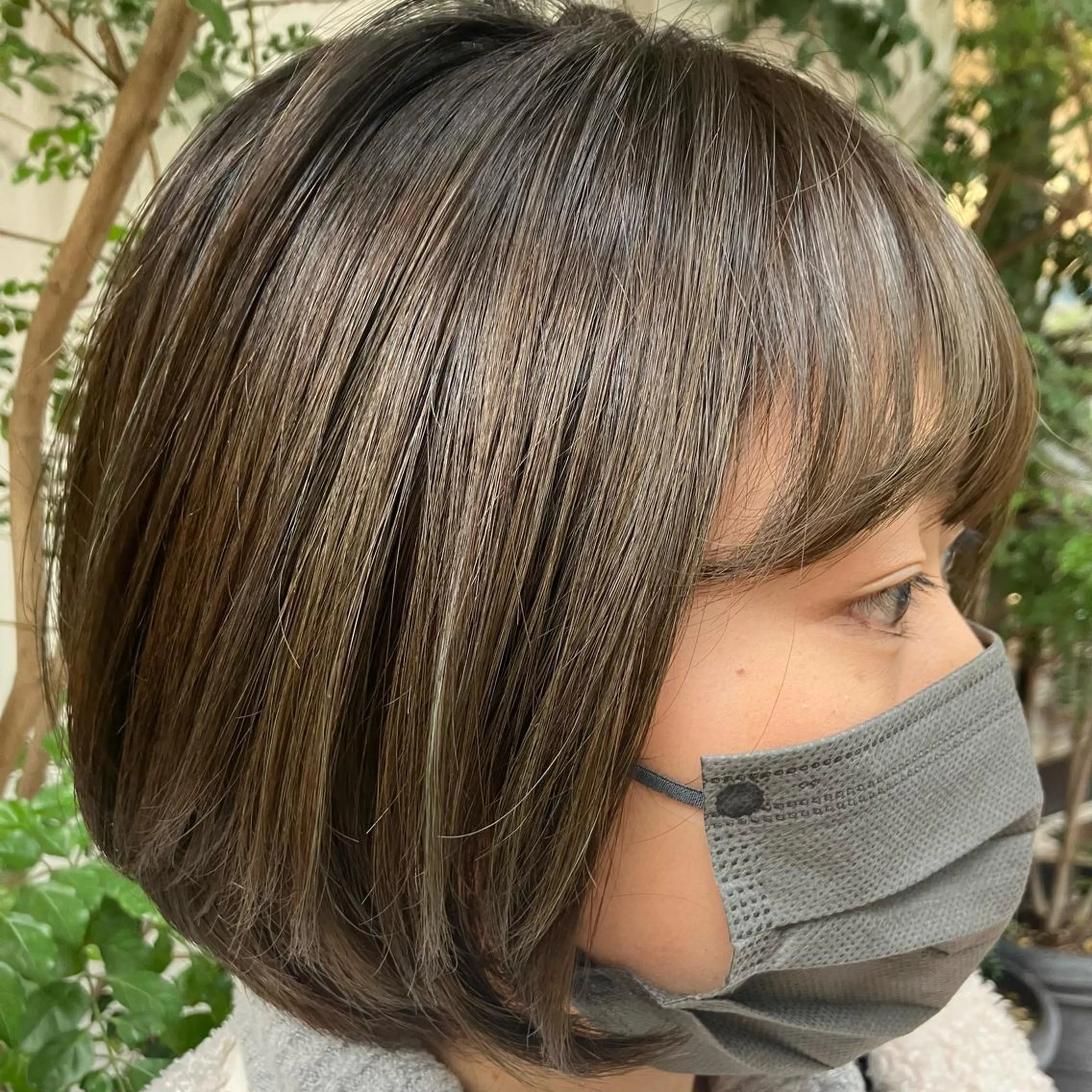 ショート カラー ブリーチ グレージュ ブリーチなしカラー オリーブグレージュ オリーブグレー i MA　ヘアスタジオ所属・勝野 麻美のヘアスタイル
