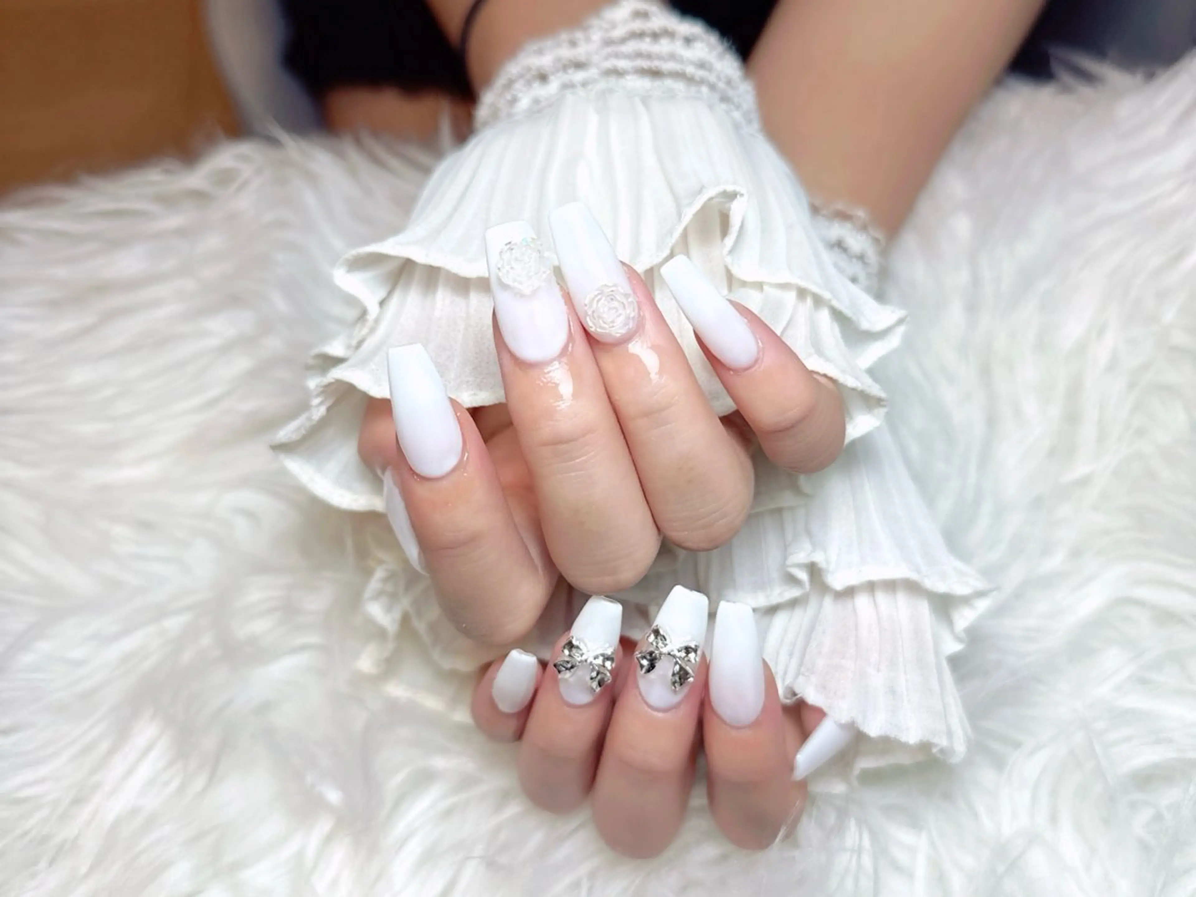 ネイル ハンドネイル ☁️Yun nail KiKi☁️のネイルデザイン