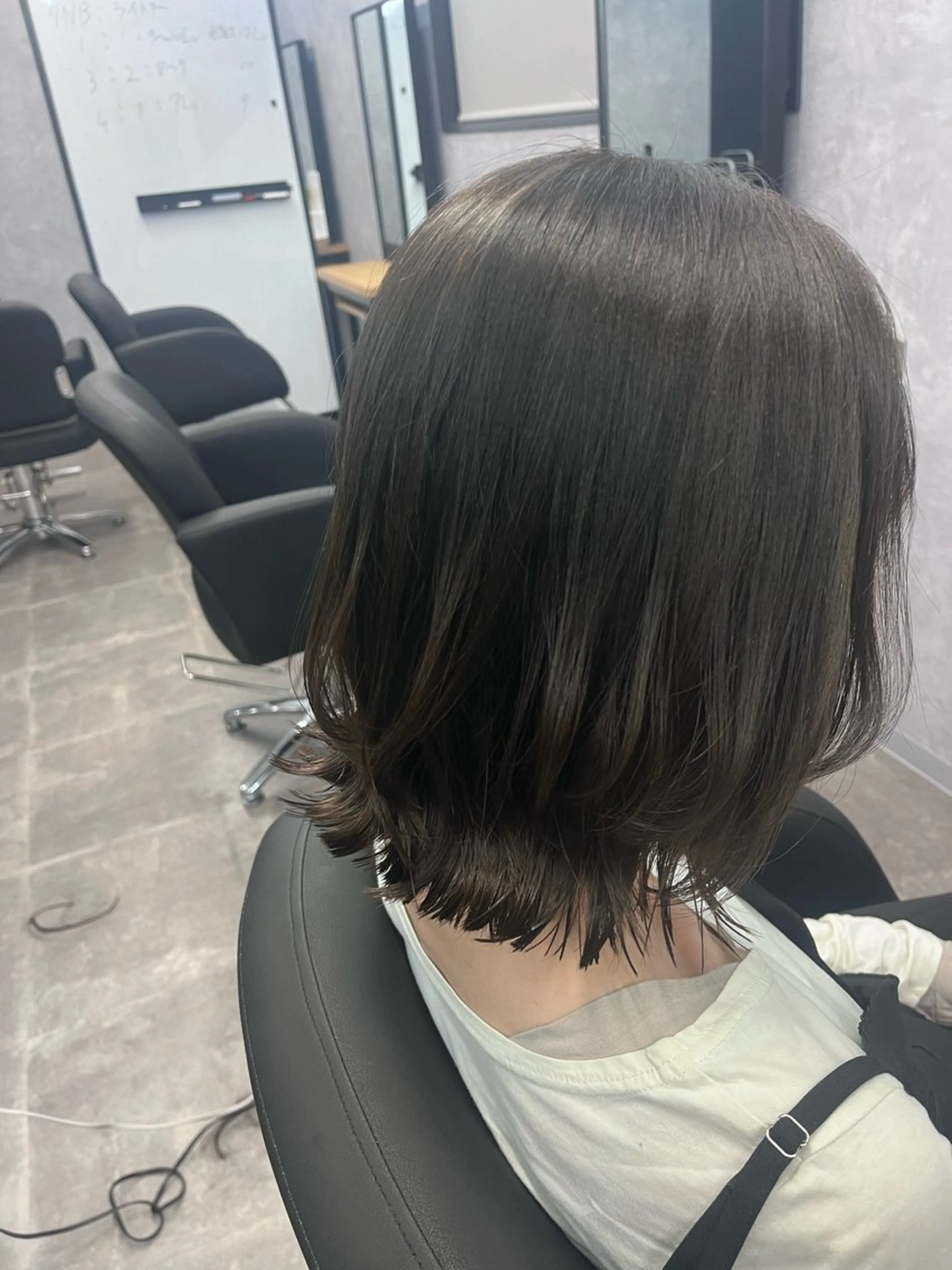 ミディアム カット 熊谷 有紗のヘアスタイル
