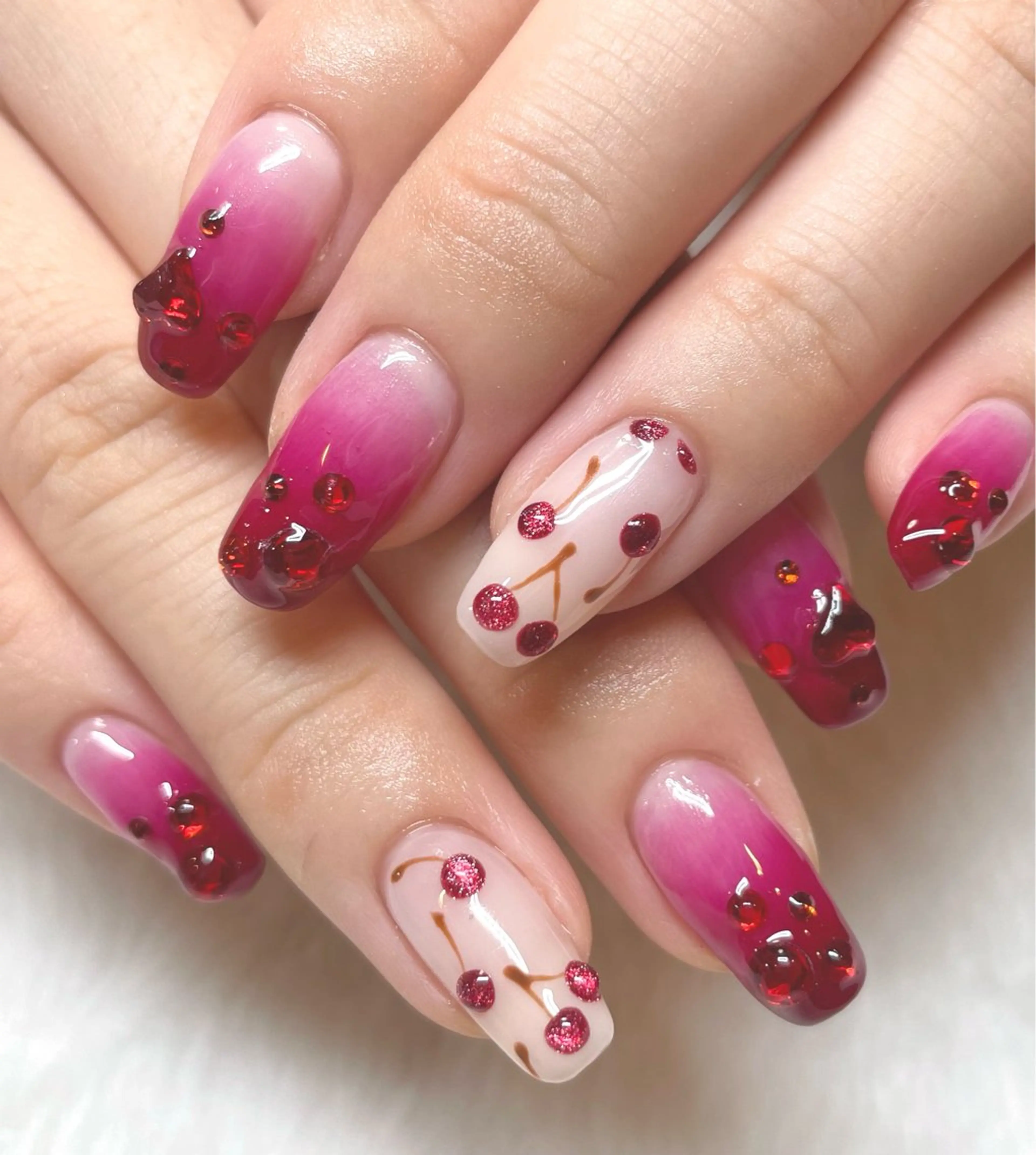 ネイル ChouChou NAIL SALON所属・サキ ChouChouのネイルデザイン