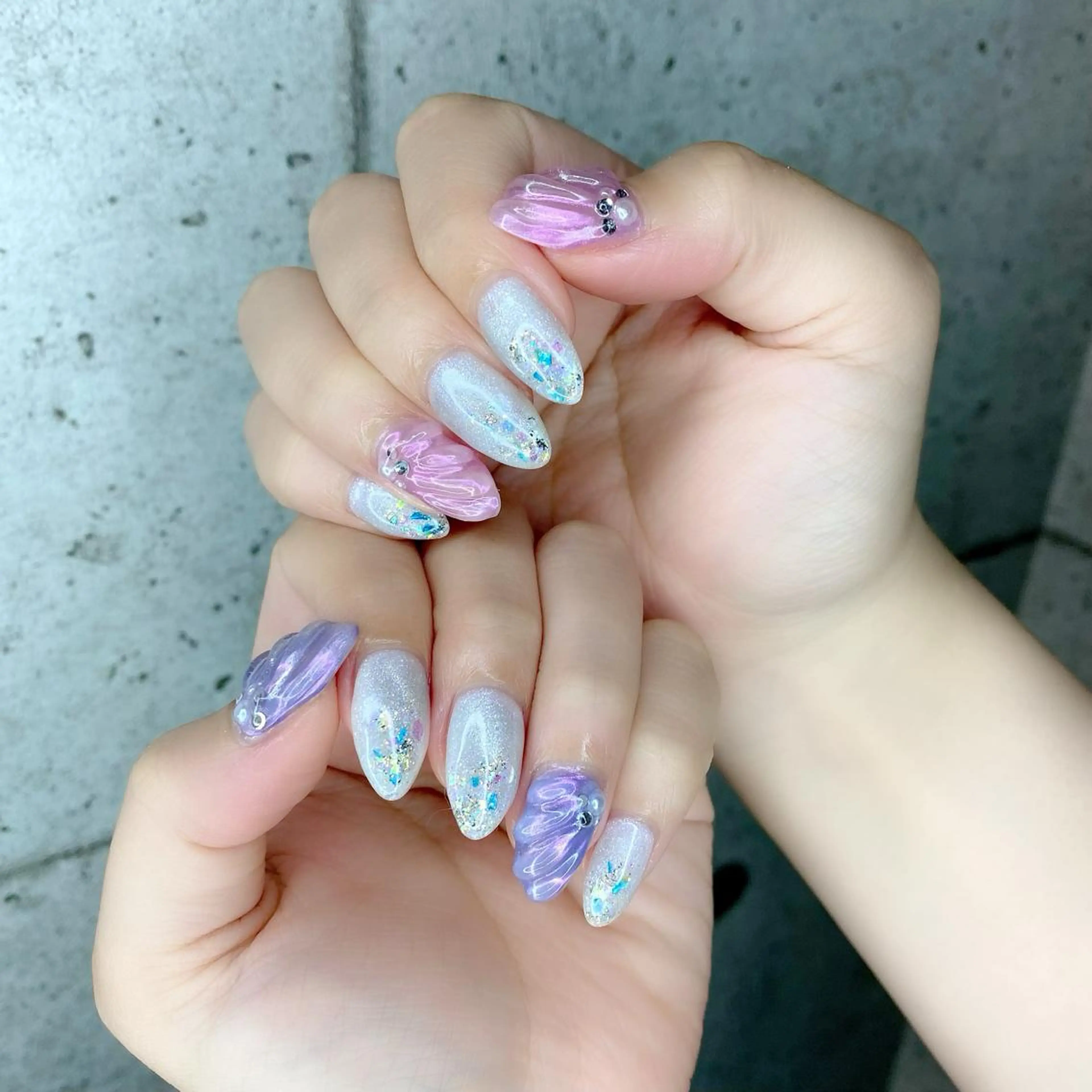 ロング カラー パーマ ヘアアレンジ メンズ キッズ ネイル マツエク・マツパ アイブロウ ブルーカラー ピンクカラー カラーマツエク オーロラネイル ブルー Salon Ｋのネイルデザイン
