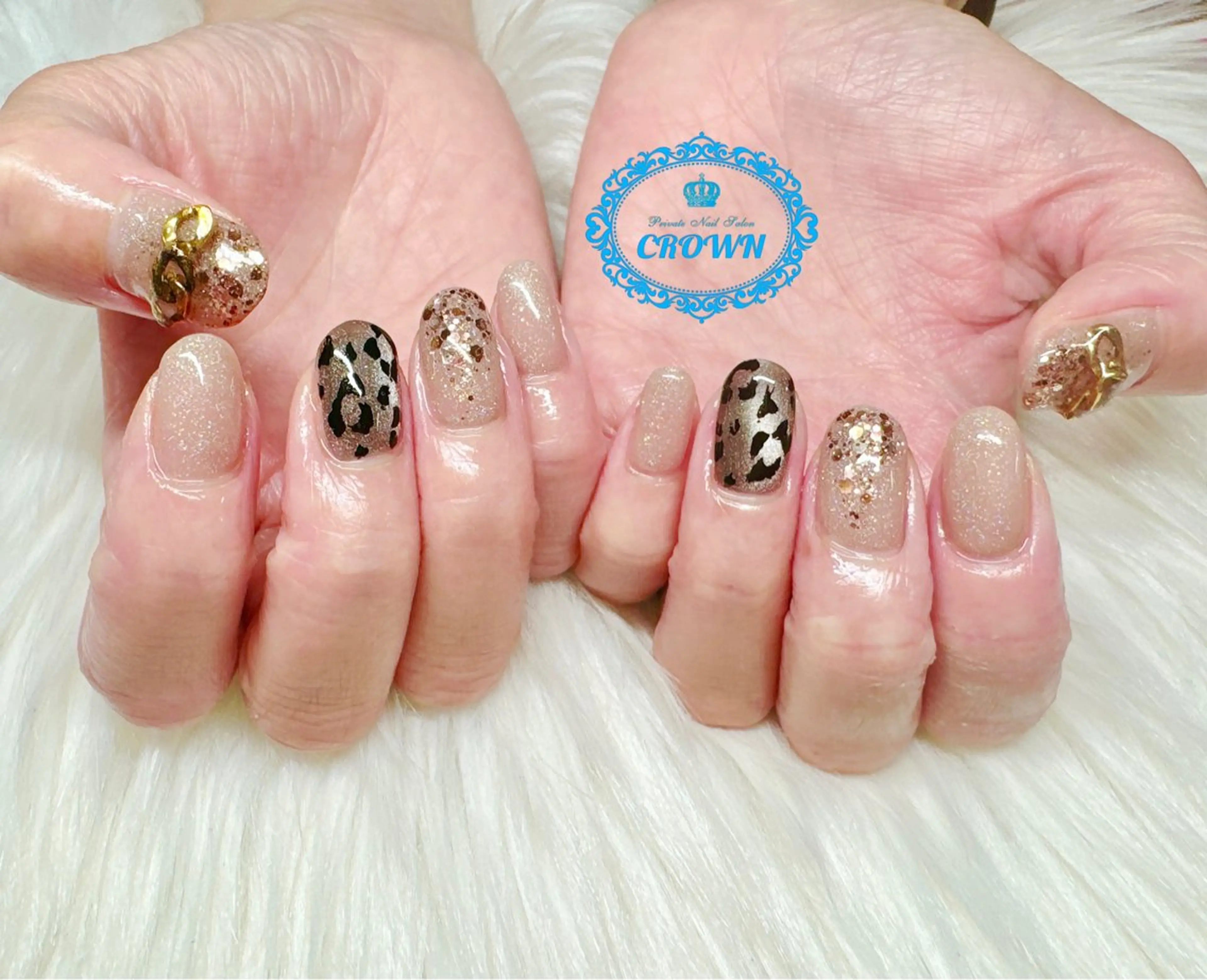 ネイル CROWN プライベートサロンのネイルデザイン