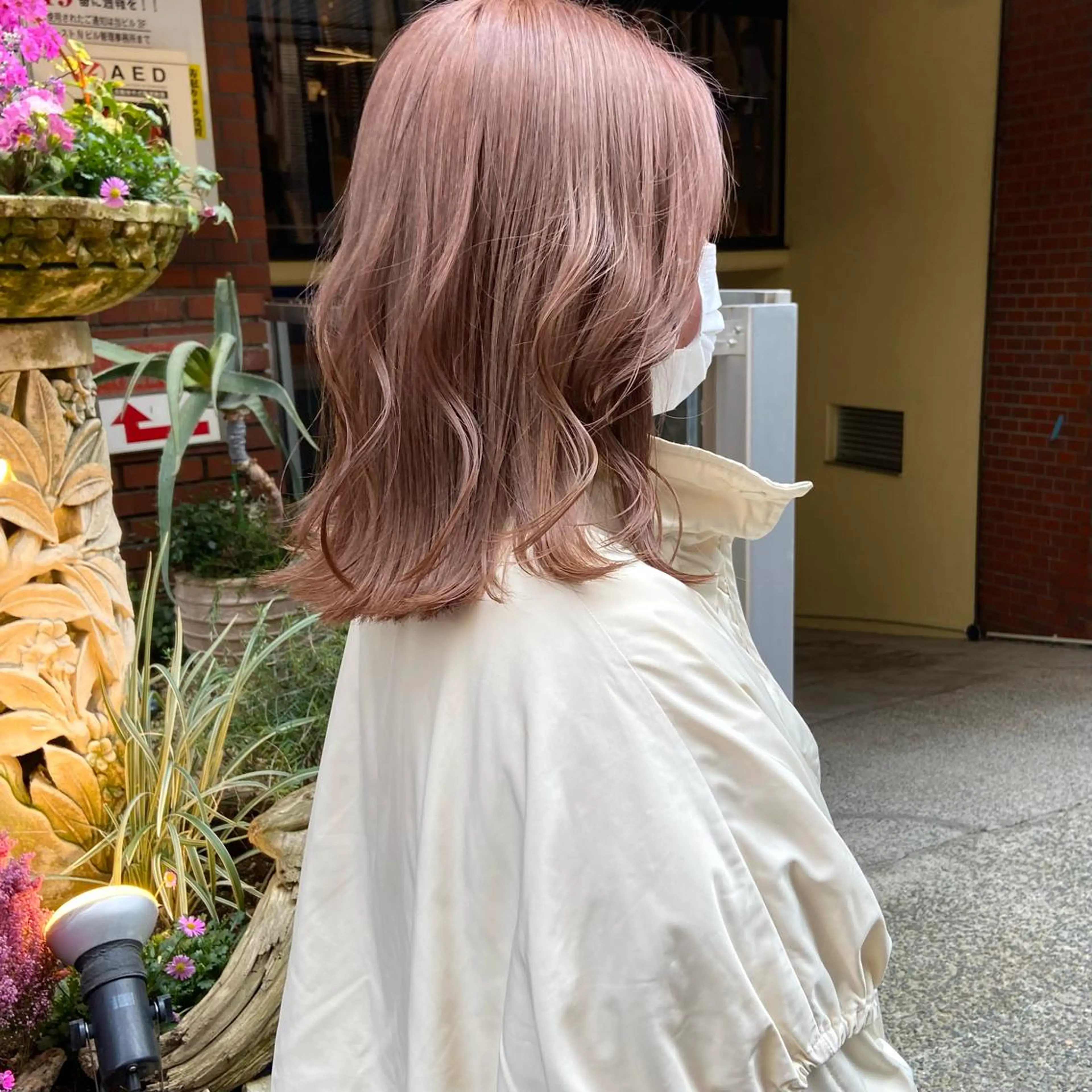 ミディアム カラー ベージュカラー ブリーチ ケアブリーチ 透明感カラー ダブルカラー mai 🥀 パーマモデル募集🌀のヘアスタイル