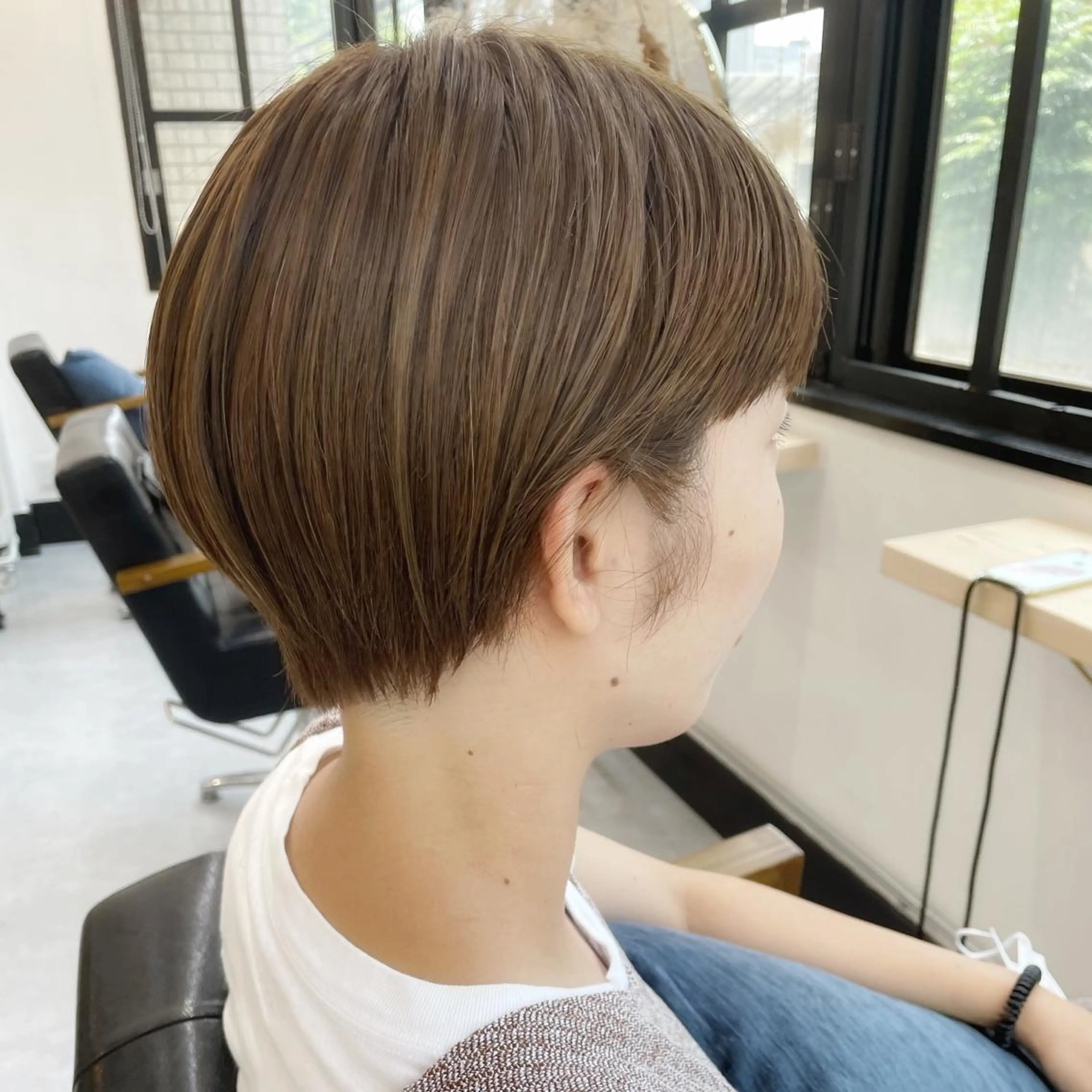 ショート 透明感カラー🌿 CARICIA三浦のヘアスタイル