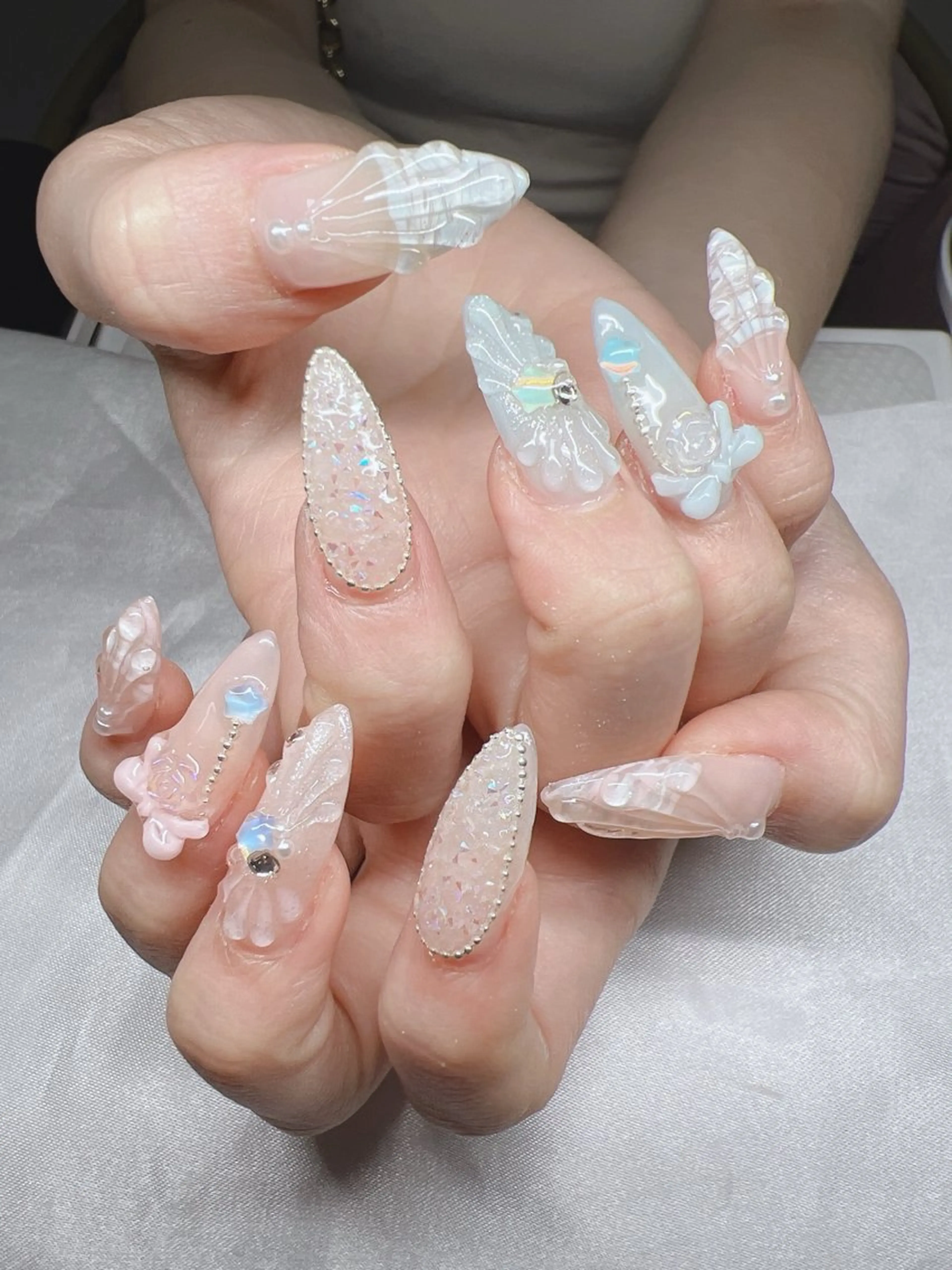 ネイル 長さ出し グラデーション キラキラネイル マグネットネイル ニュアンスネイル ハンドネイル Lee Nails チップ長さだし専門店のネイルデザイン