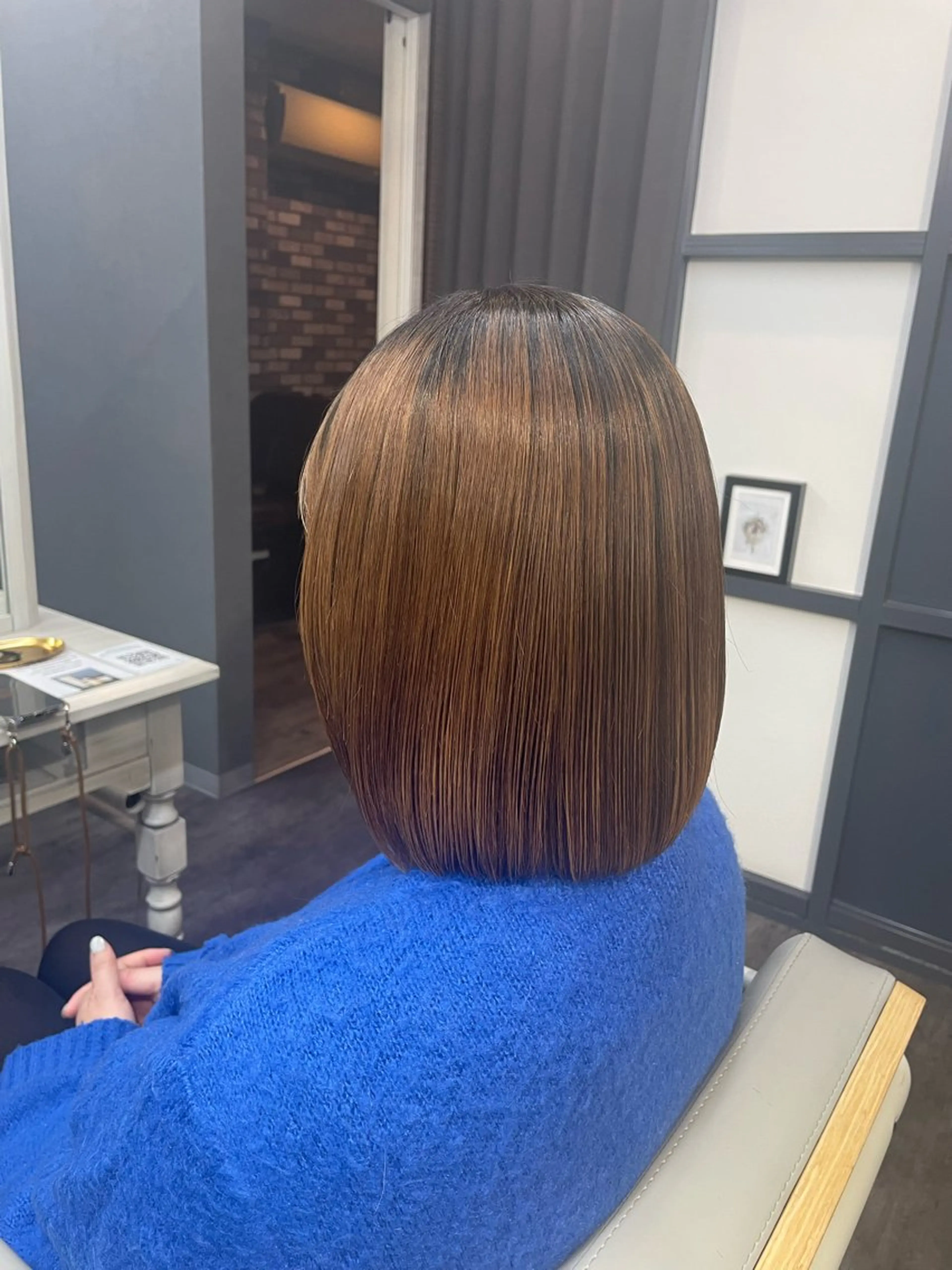 ミディアム カット 縮毛矯正 手塚 由佳のヘアスタイル