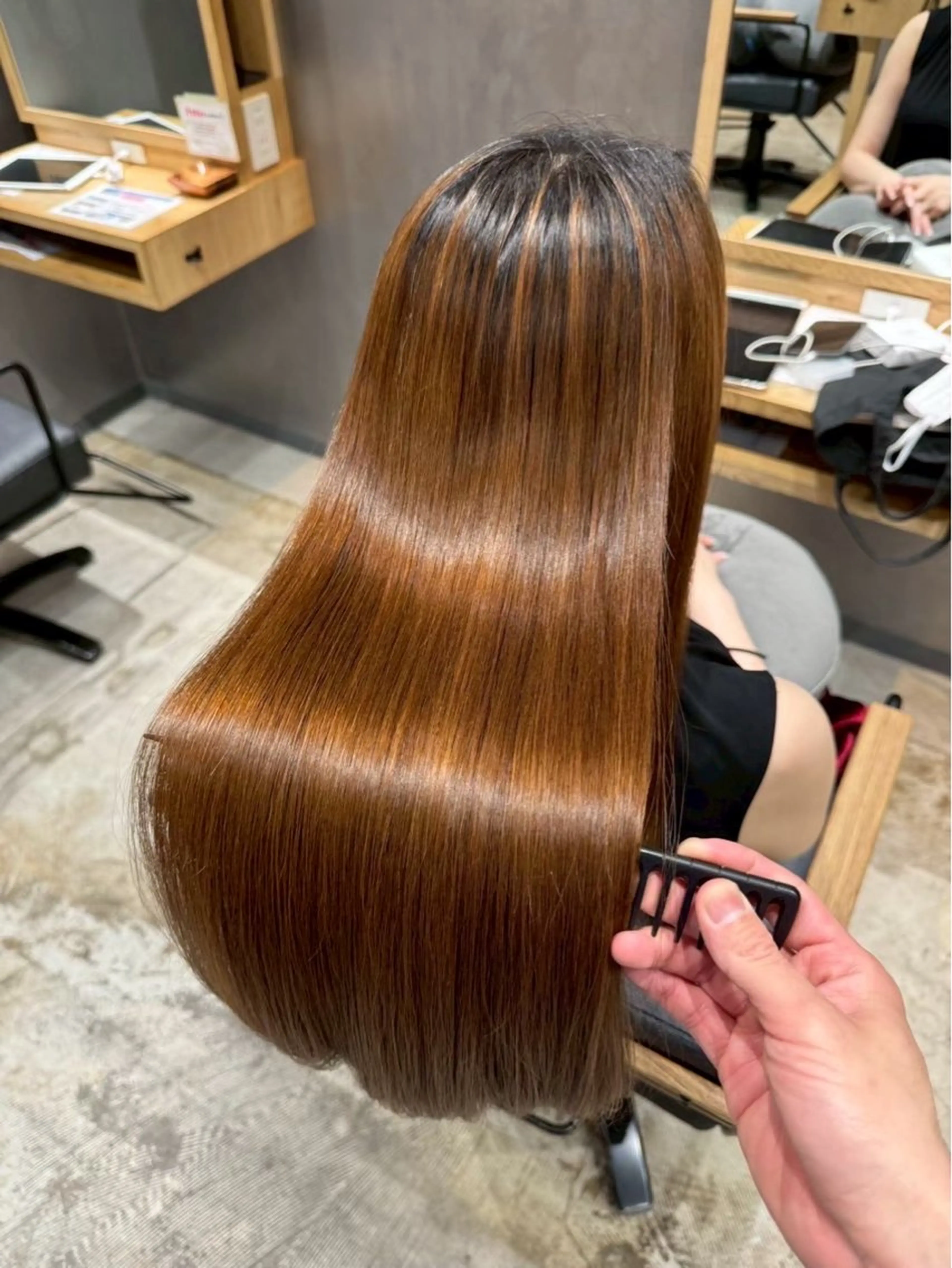 ロング 上場 健史のヘアスタイル