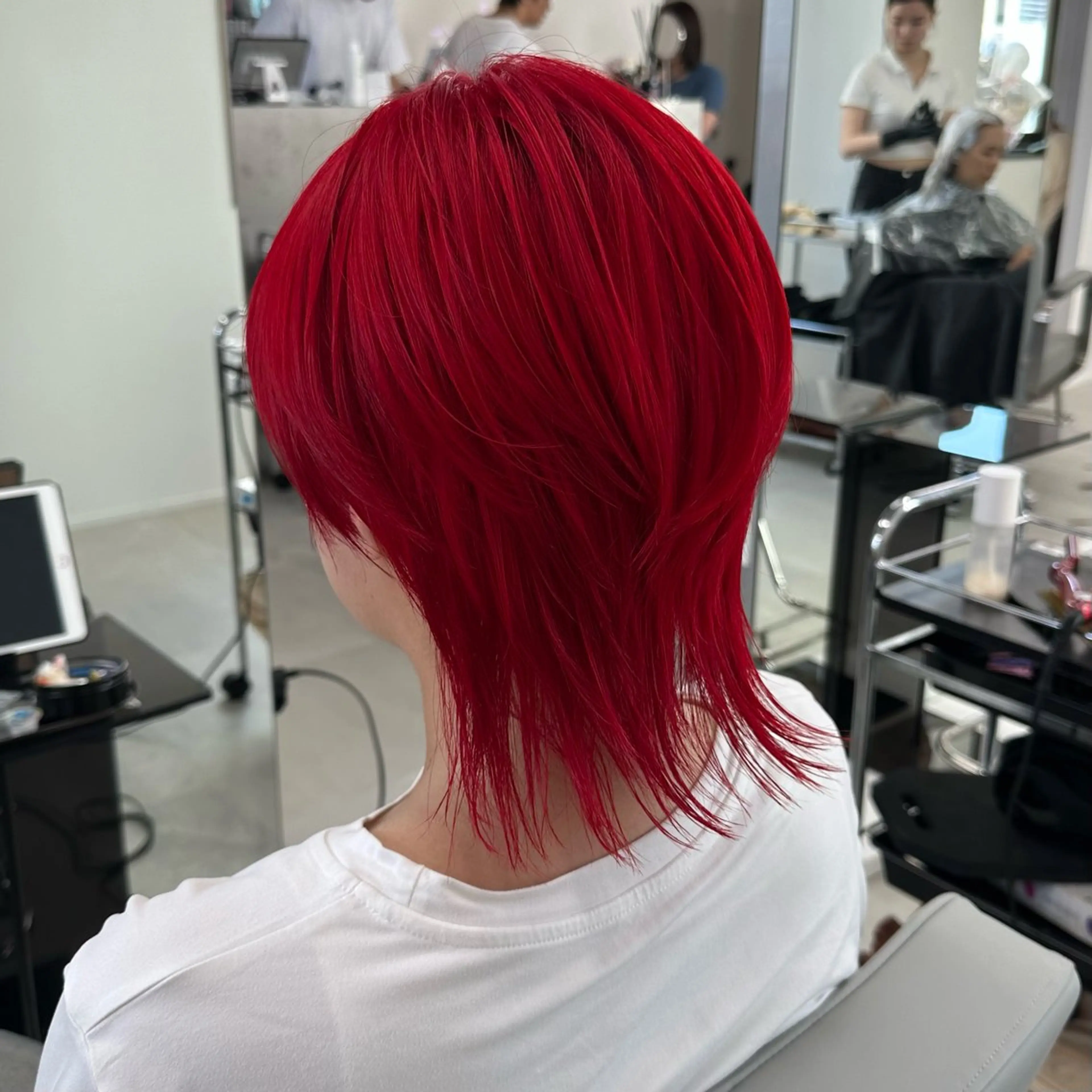 ショート カラー ヘアカラー トリートメント REAL 心斎橋所属・ハイトーン/ベージュ /デザイン🦋ナツミのヘアスタイル
