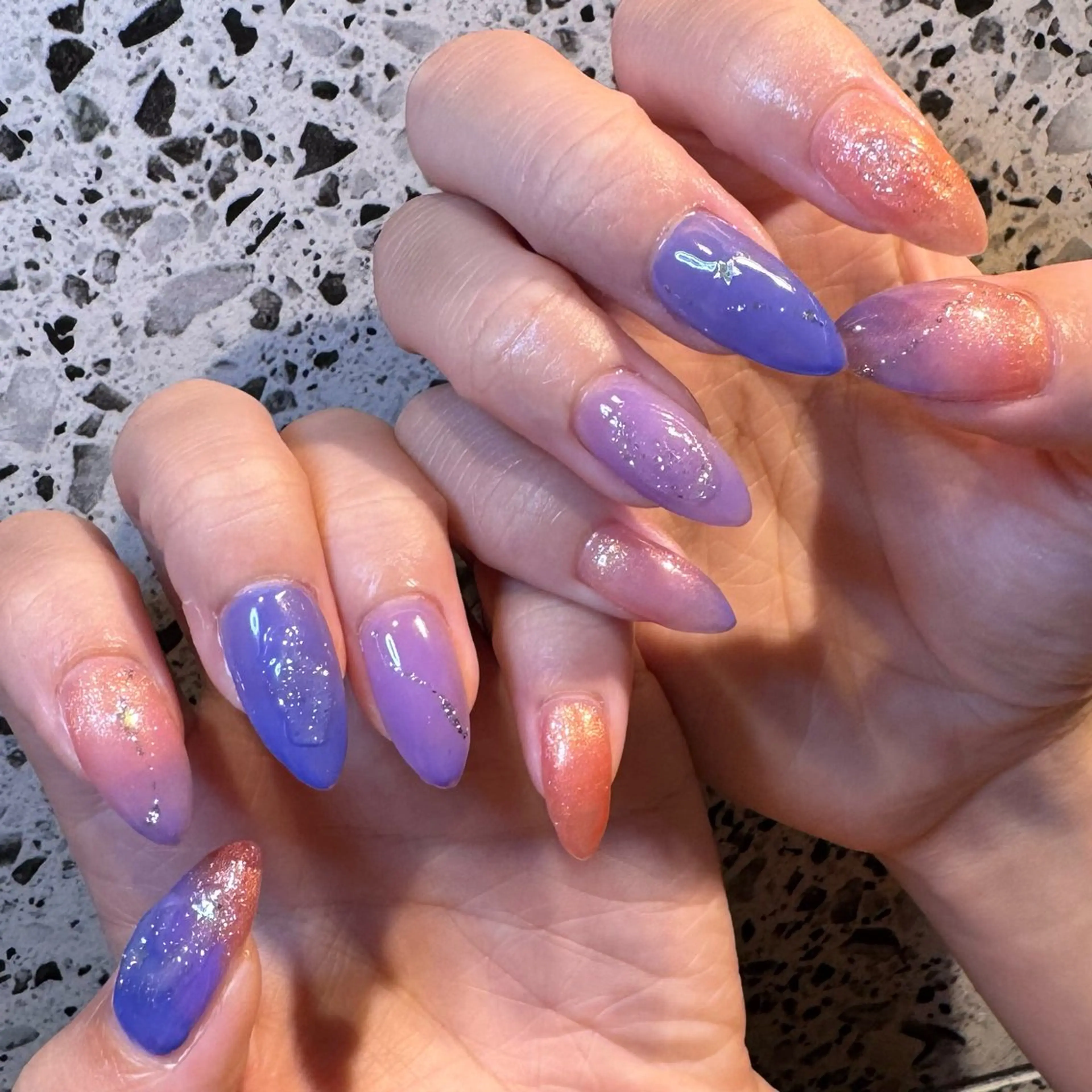 ネイル ハンドネイル RIEKO🍒 ワンホン♡推しネイルのネイルデザイン