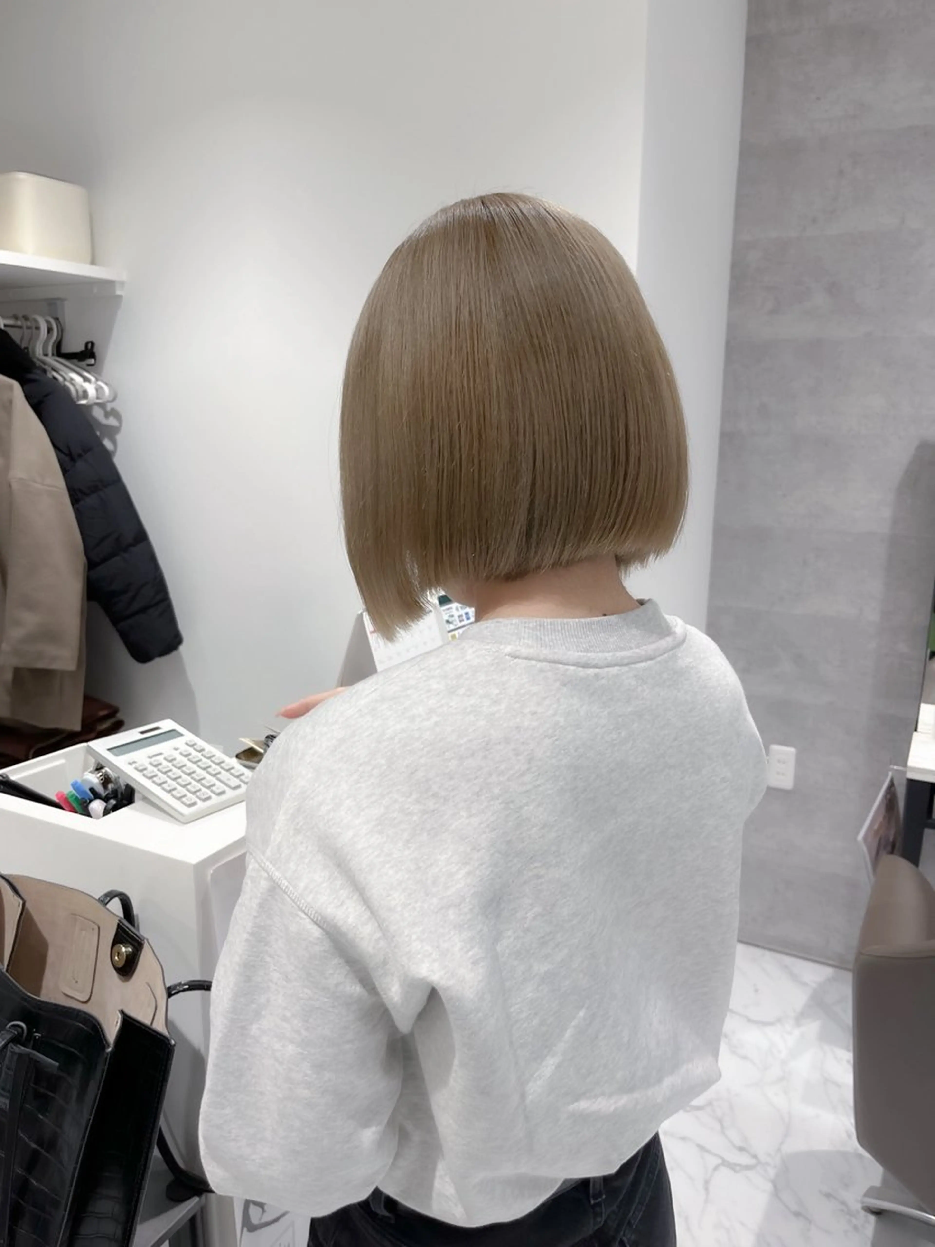 ショート カラー ヘアカラー 坂本 理輝のヘアスタイル