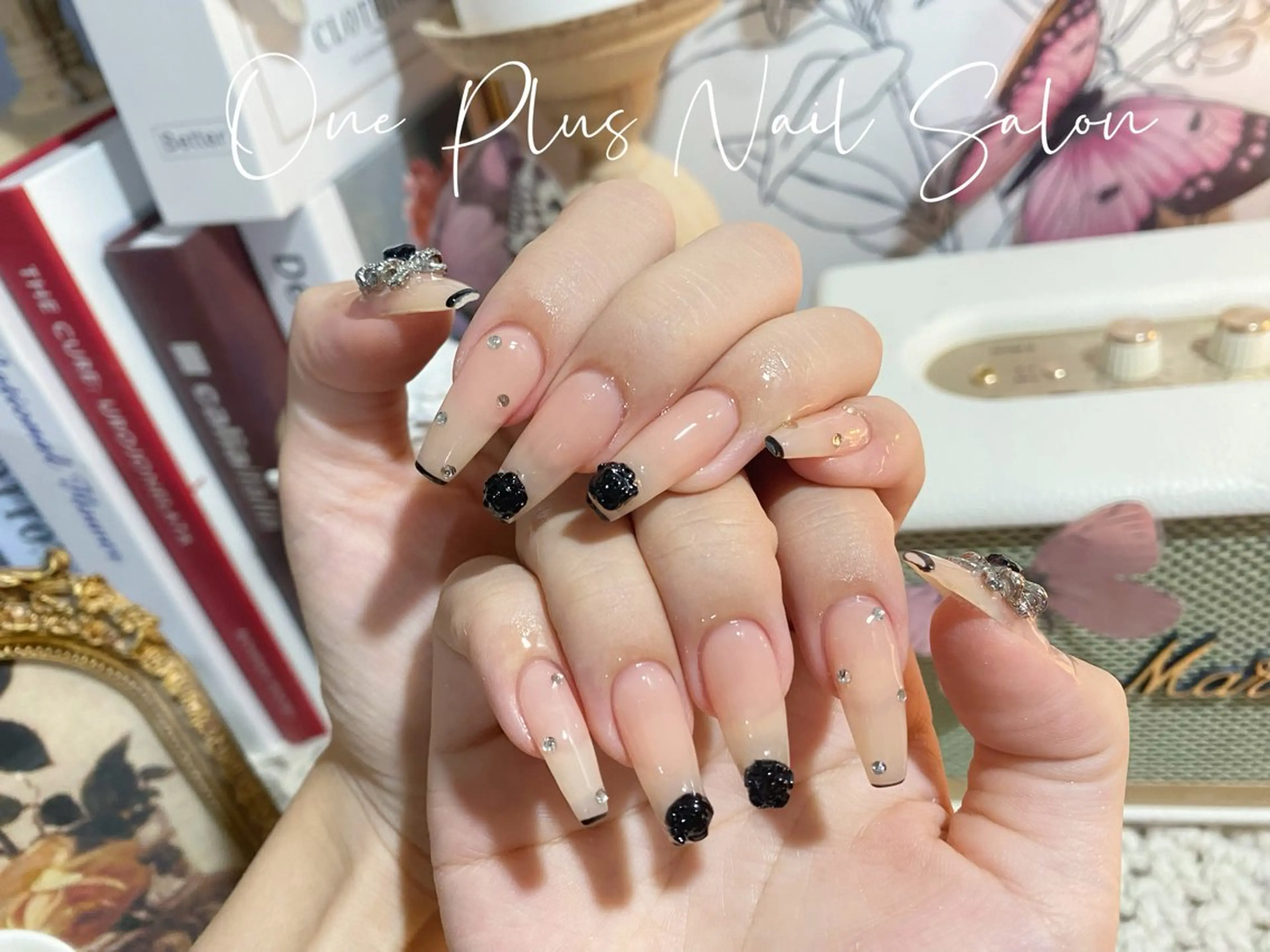 ネイル ハンドネイル One Plus Nail Salonのネイルデザイン