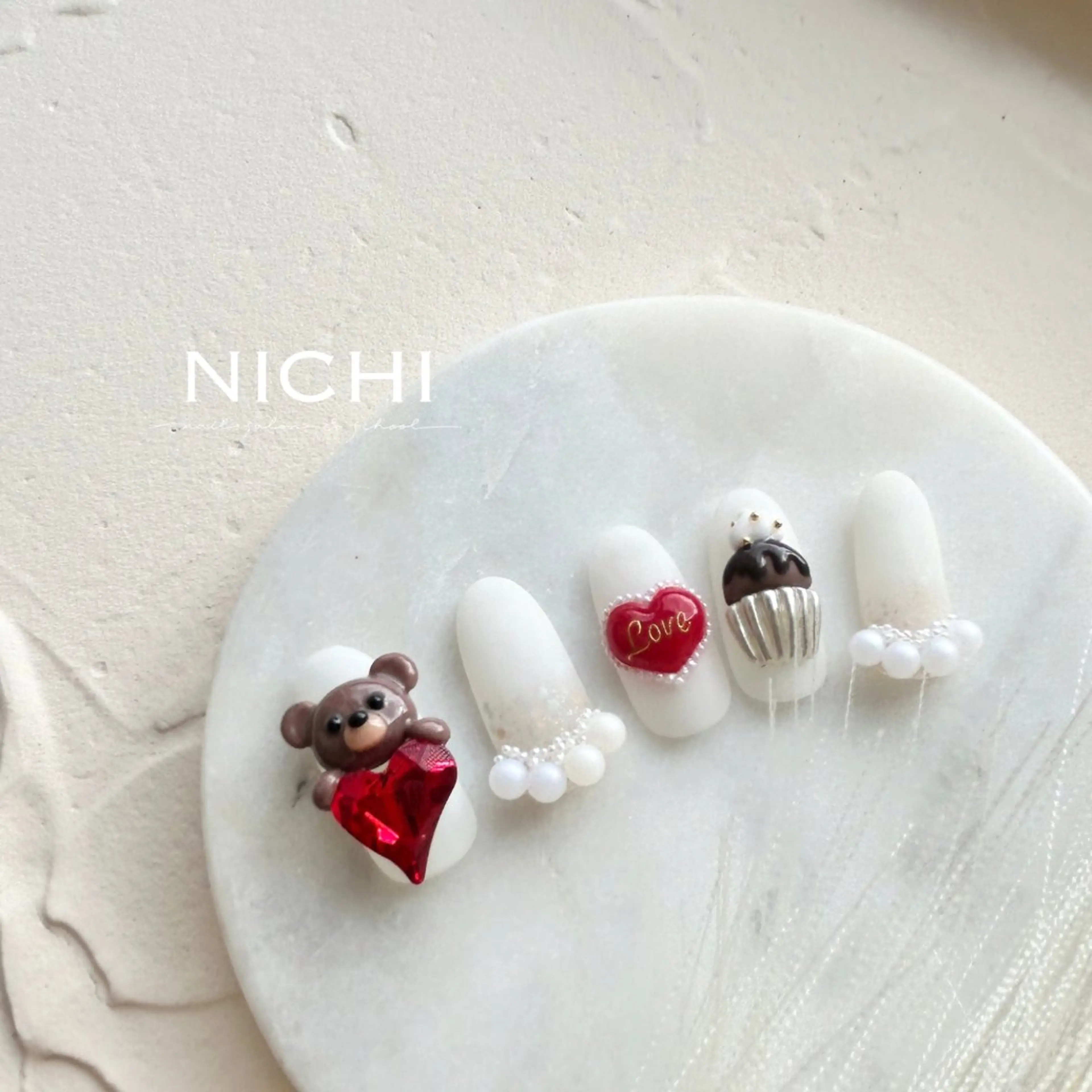ネイル ハンドネイル NICHI nail salon & school所属・NICHI 田所梨英のネイルデザイン