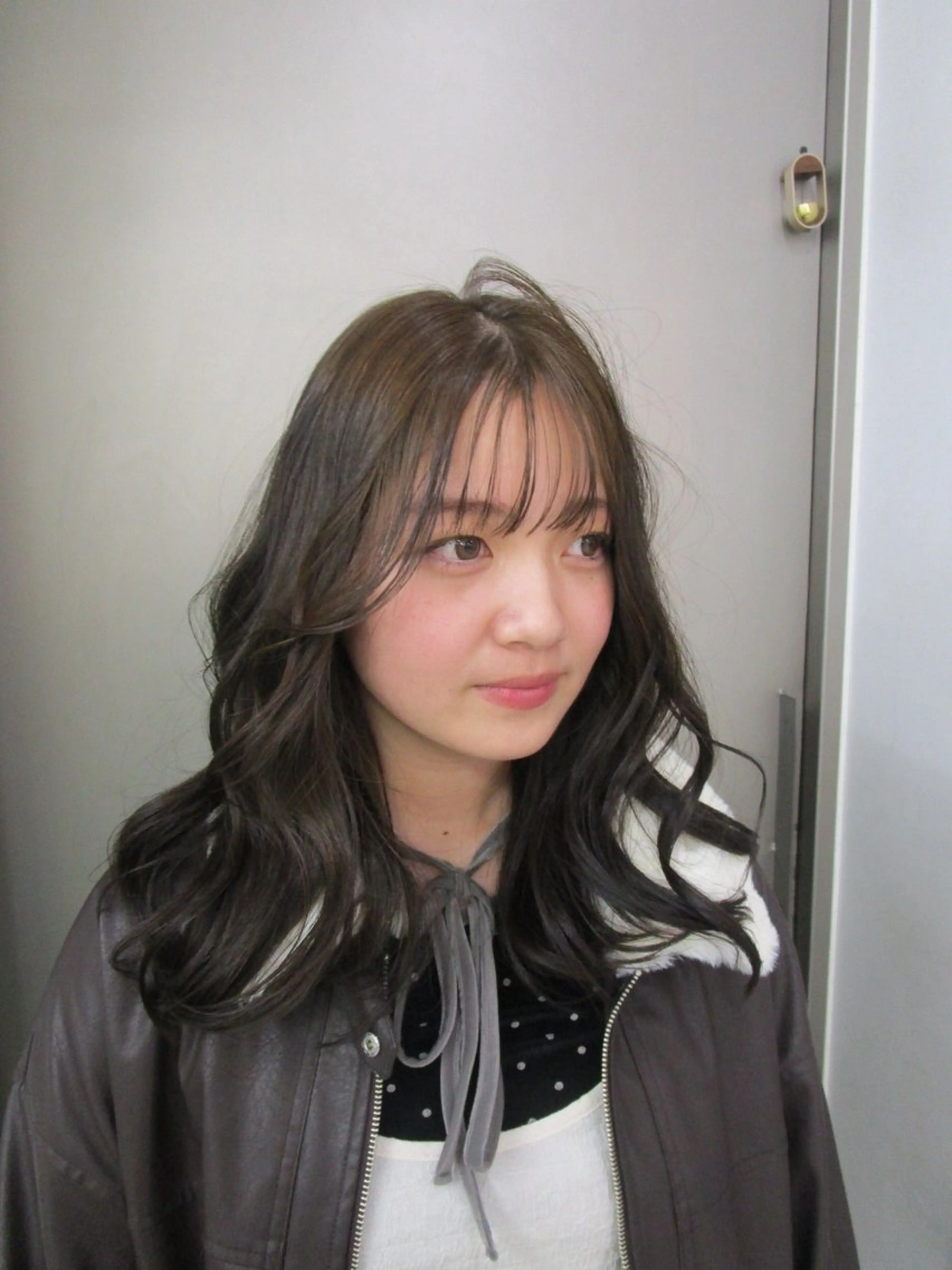 カラー kao/ ici/金山のヘアスタイル