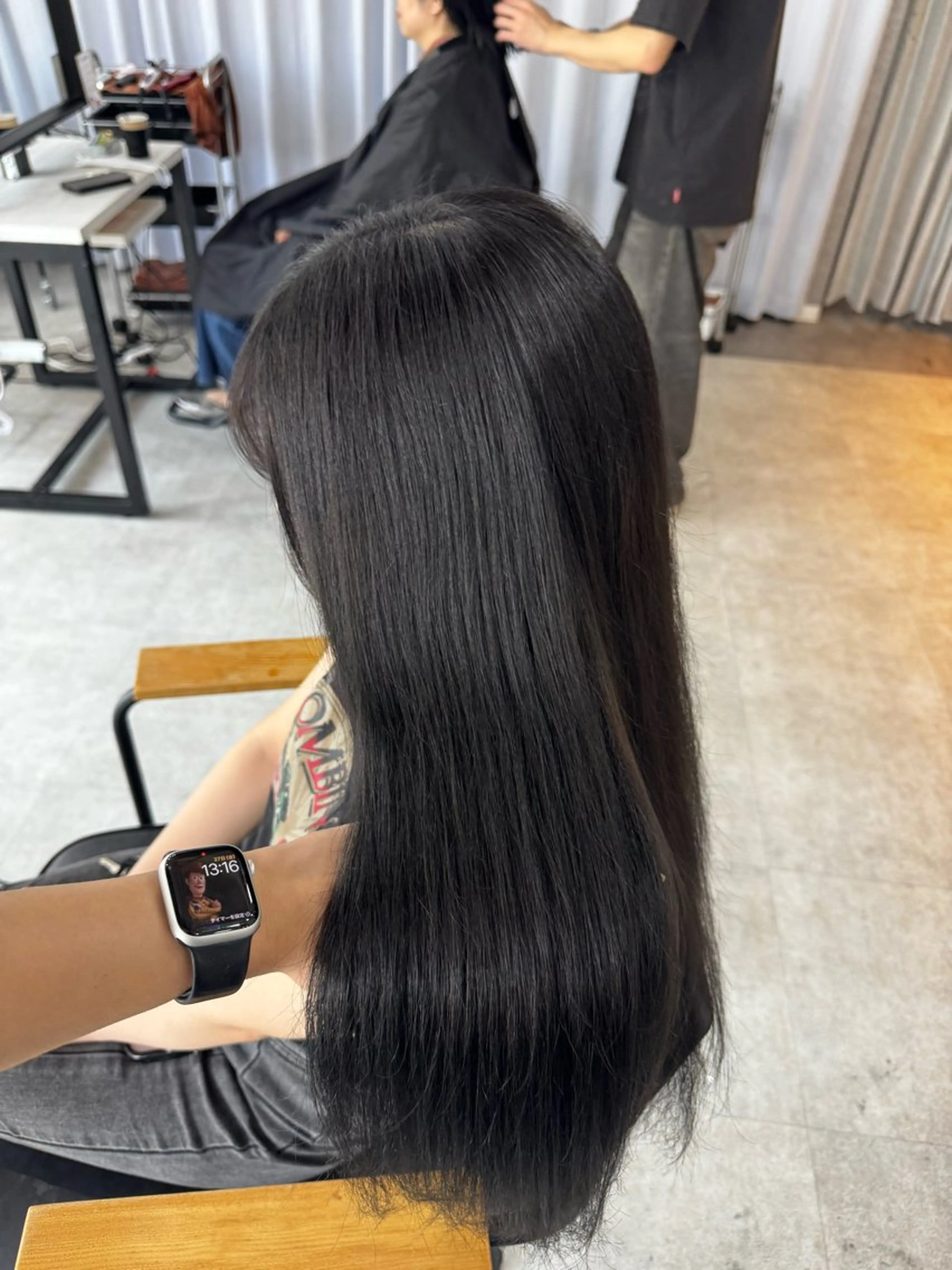 ロング カラー アッシュ アッシュブラウン ベージュカラー 黒髪 ブリーチ カット ヘアカラー トリートメント 赤み無し柔らかカラー 【梅田】madokaのヘアスタイル