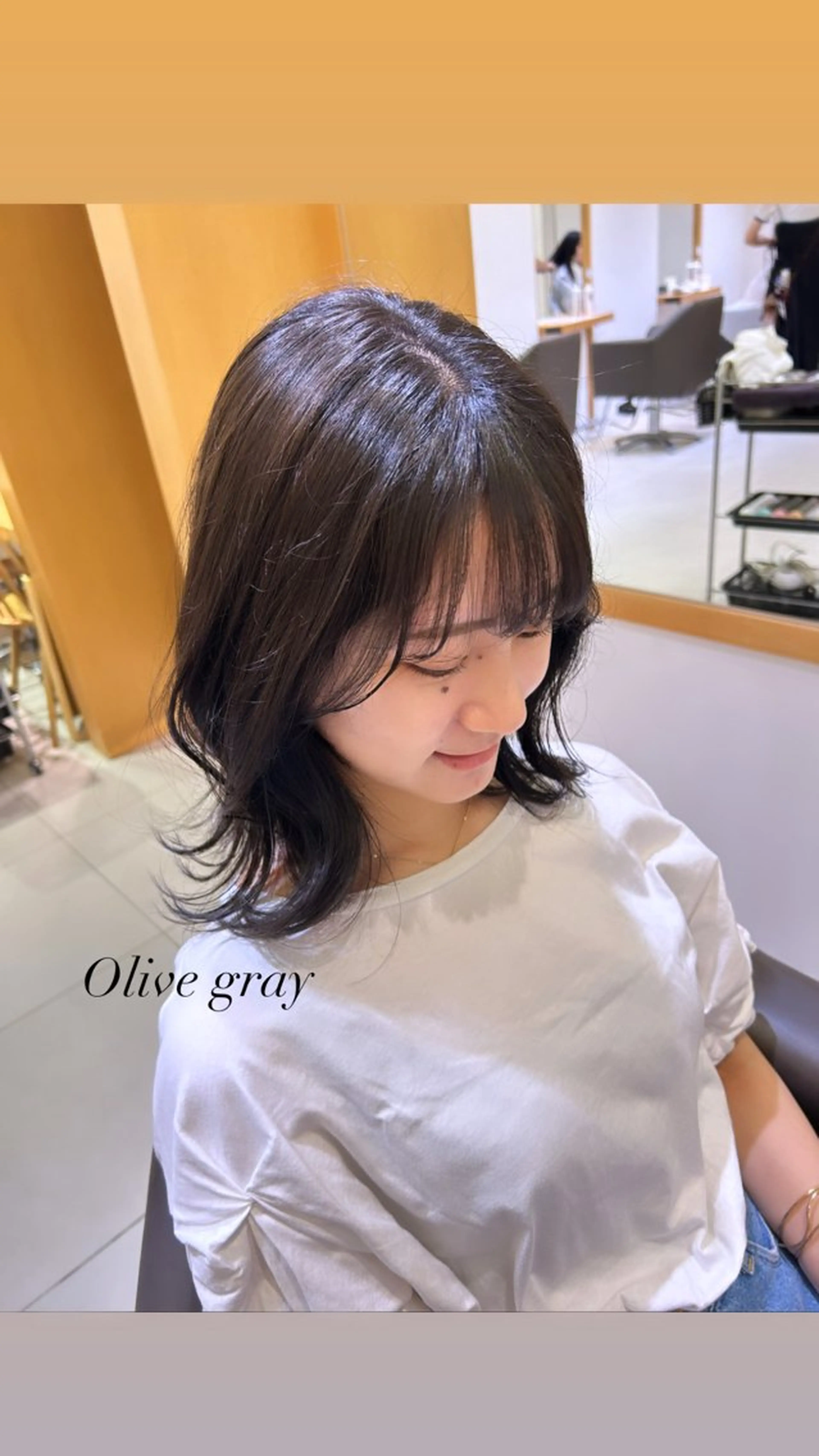 ミディアム レイヤーカット🌙 堀江里菜のヘアスタイル