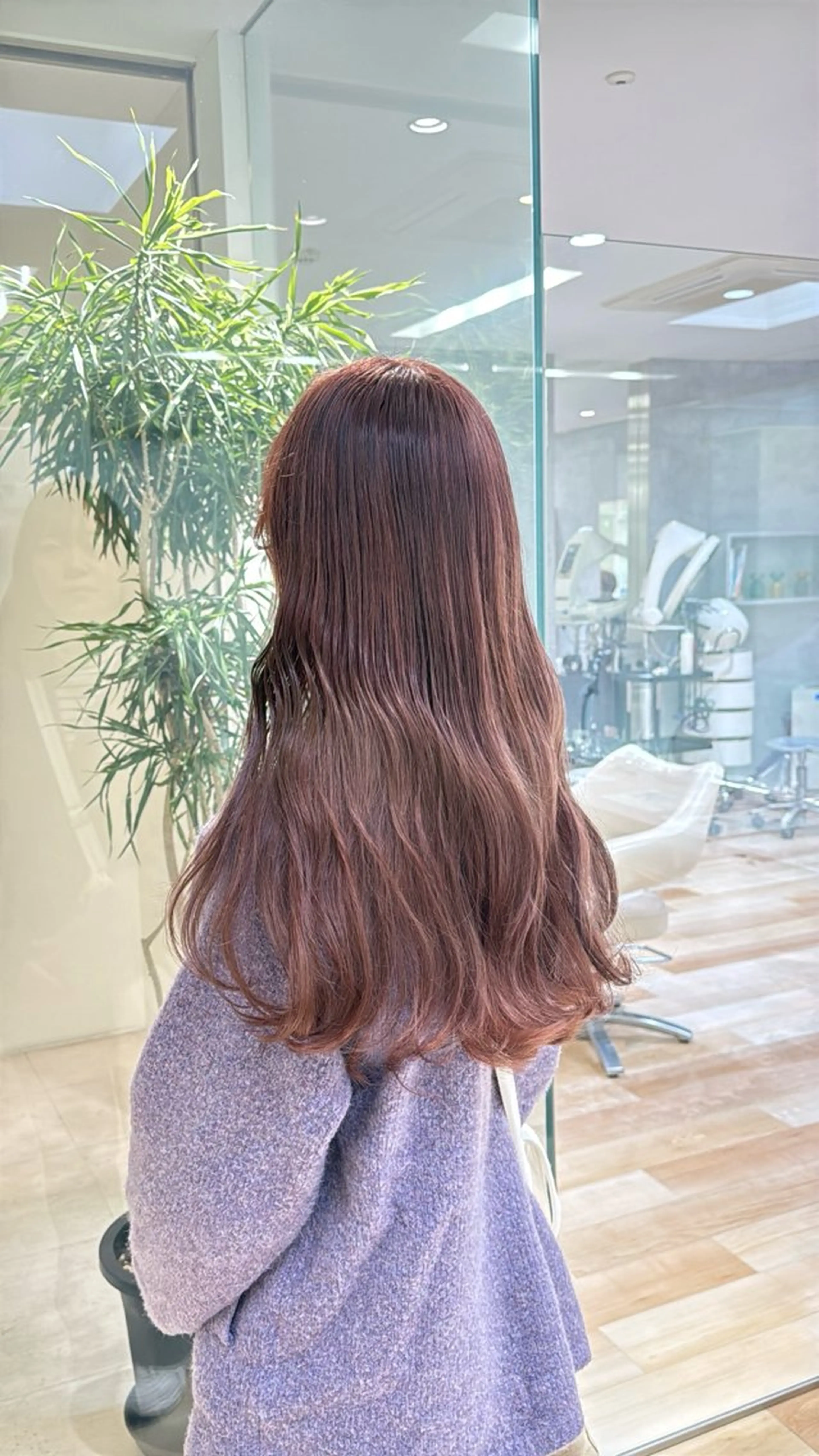 ロング カラー ブリーチ ブラウンカラー 透明感カラー インナーカラー ラベンダーカラー カット ヘアカラー トリートメント 松永 わかなのヘアスタイル