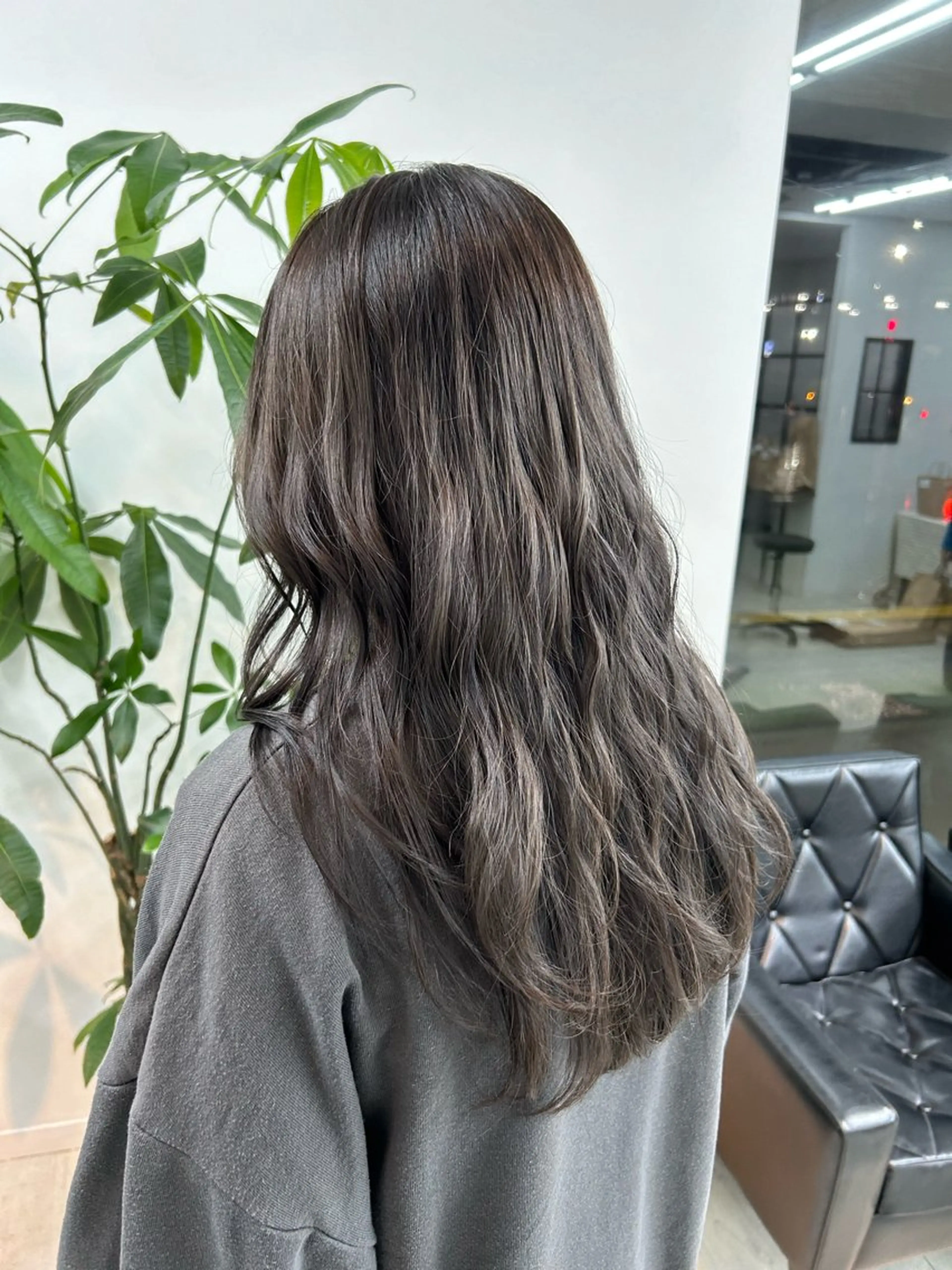 ロング カラー 透明感カラー グレージュ ヘアカラー ハラダ マヤのヘアスタイル