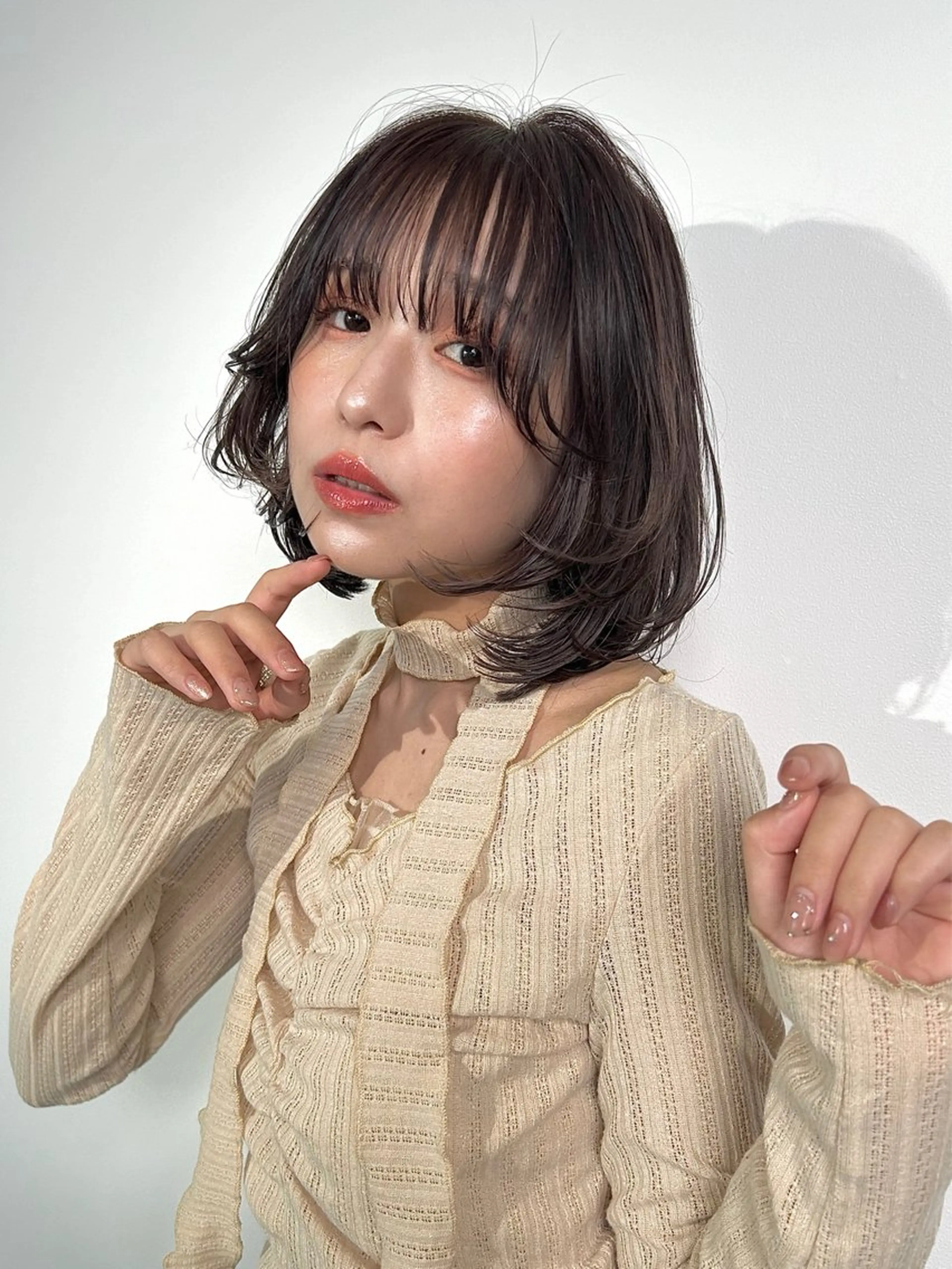 ミディアム カラー ヘアアレンジ アッシュ ベージュカラー ブリーチ ダブルカラー グレージュ カット ヘアカラー トリートメント mao透明感カラー 似合わせヘアメイクのヘアスタイル