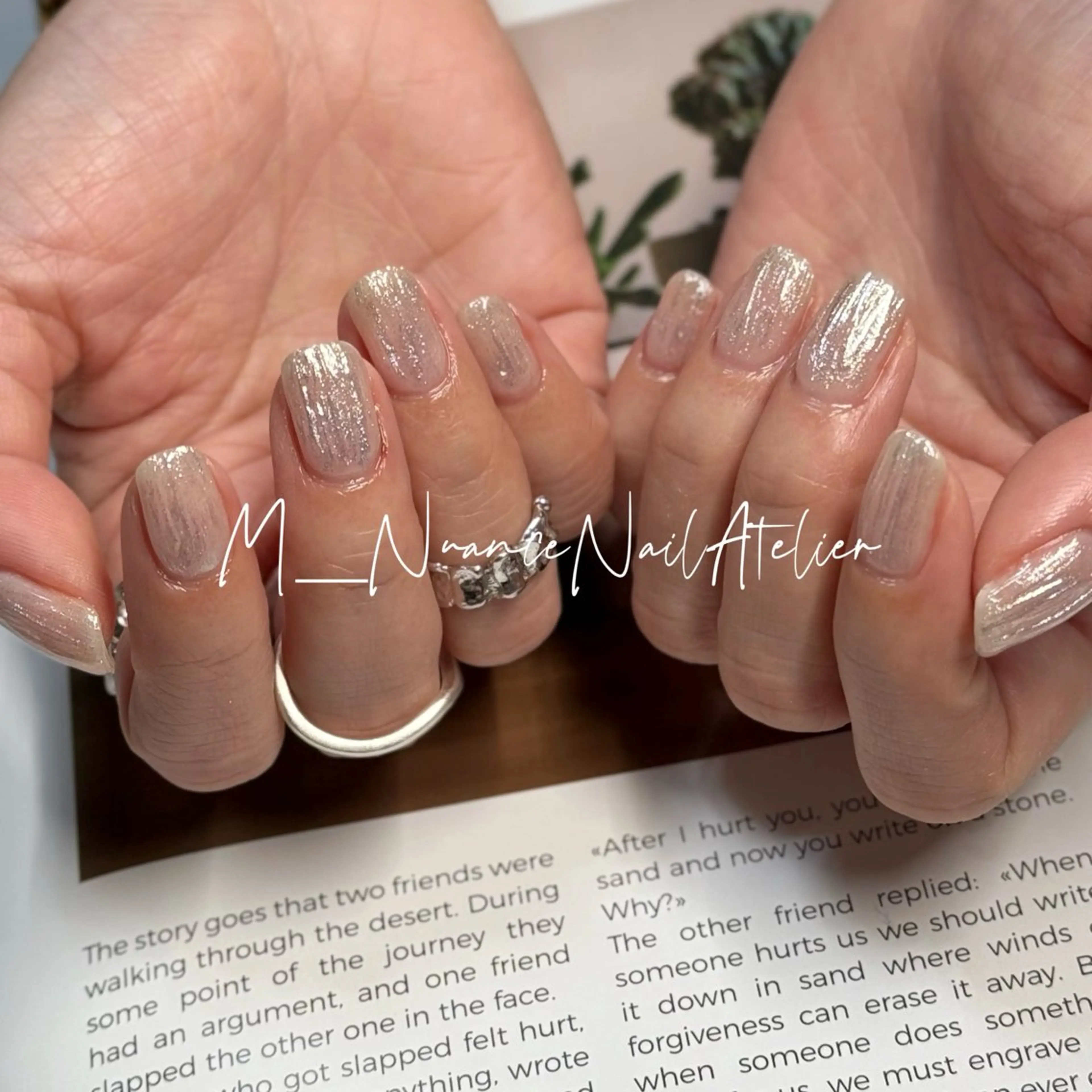 ネイル ニュアンスネイル オフィスネイル シンプルネイル ハンドネイル GO TODAY横浜Solace店所属・M___nail atelierのネイルデザイン