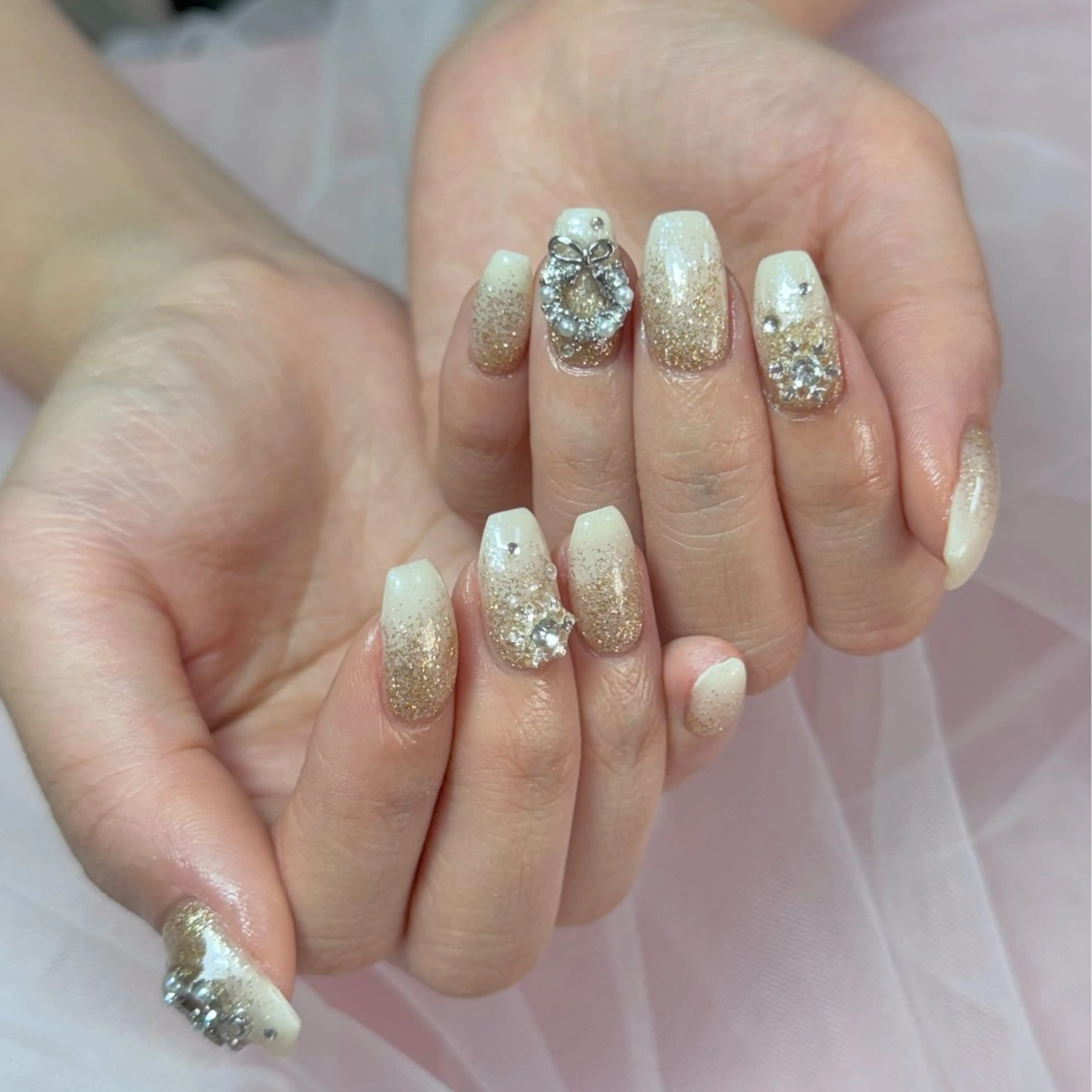 ネイル ハンドネイル NAIL303所属・NAIL303 🛼 SHIORIのネイルデザイン