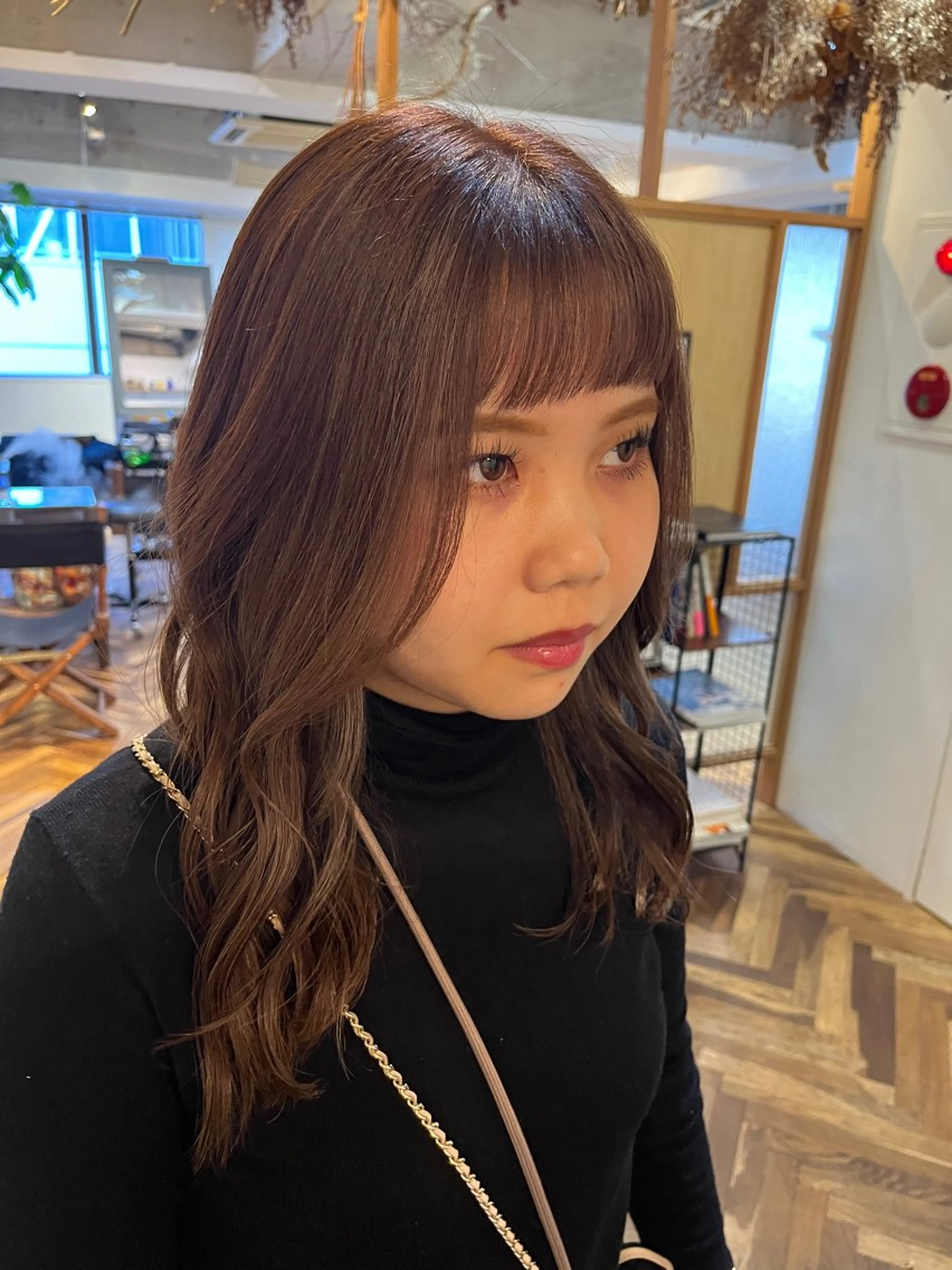 セミロング カラー sora / 渋谷 / ハイトーンのヘアスタイル