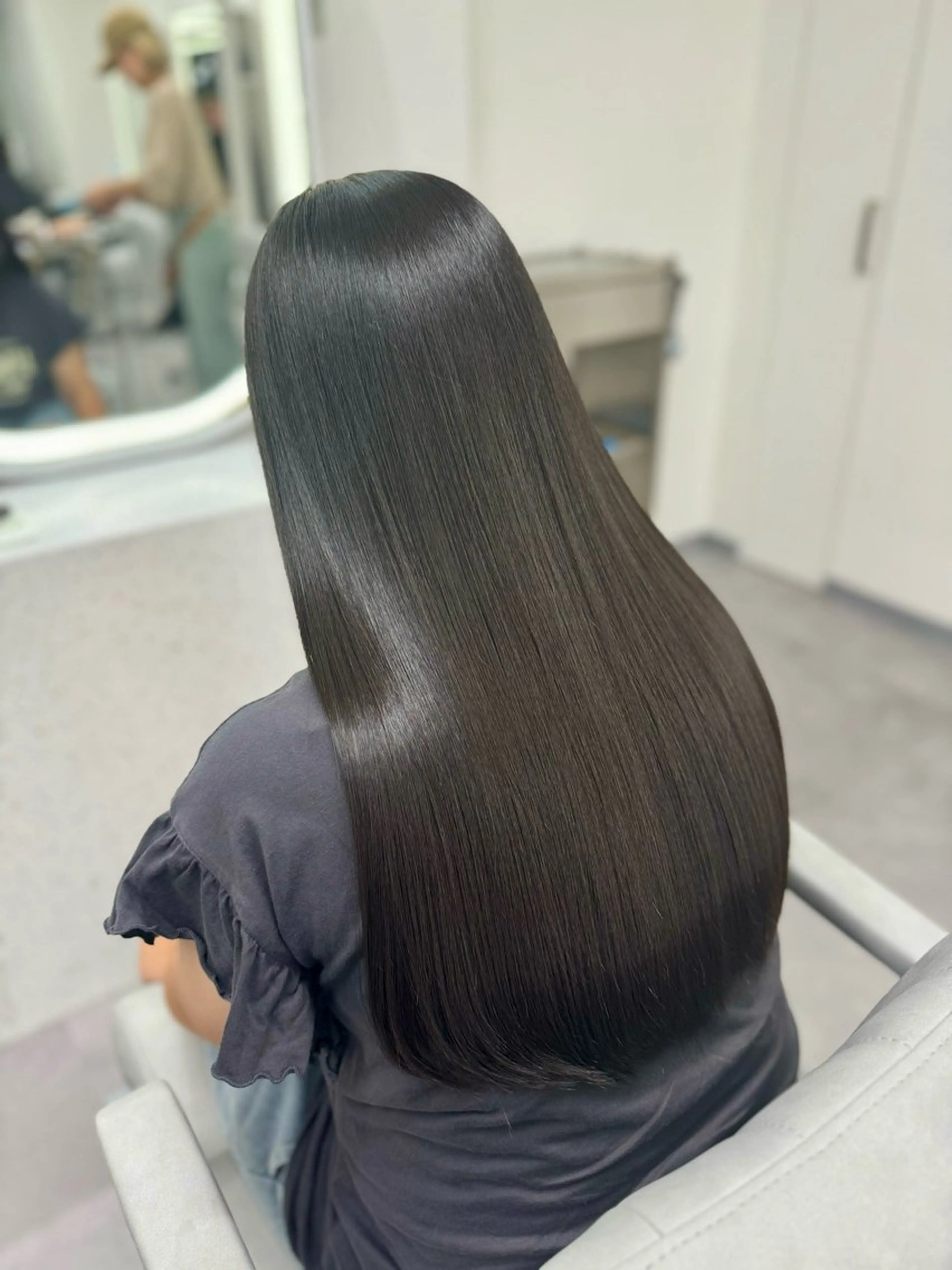 ✨️髪を痛ませず美髪へ✨️弱酸性縮毛矯正の写真