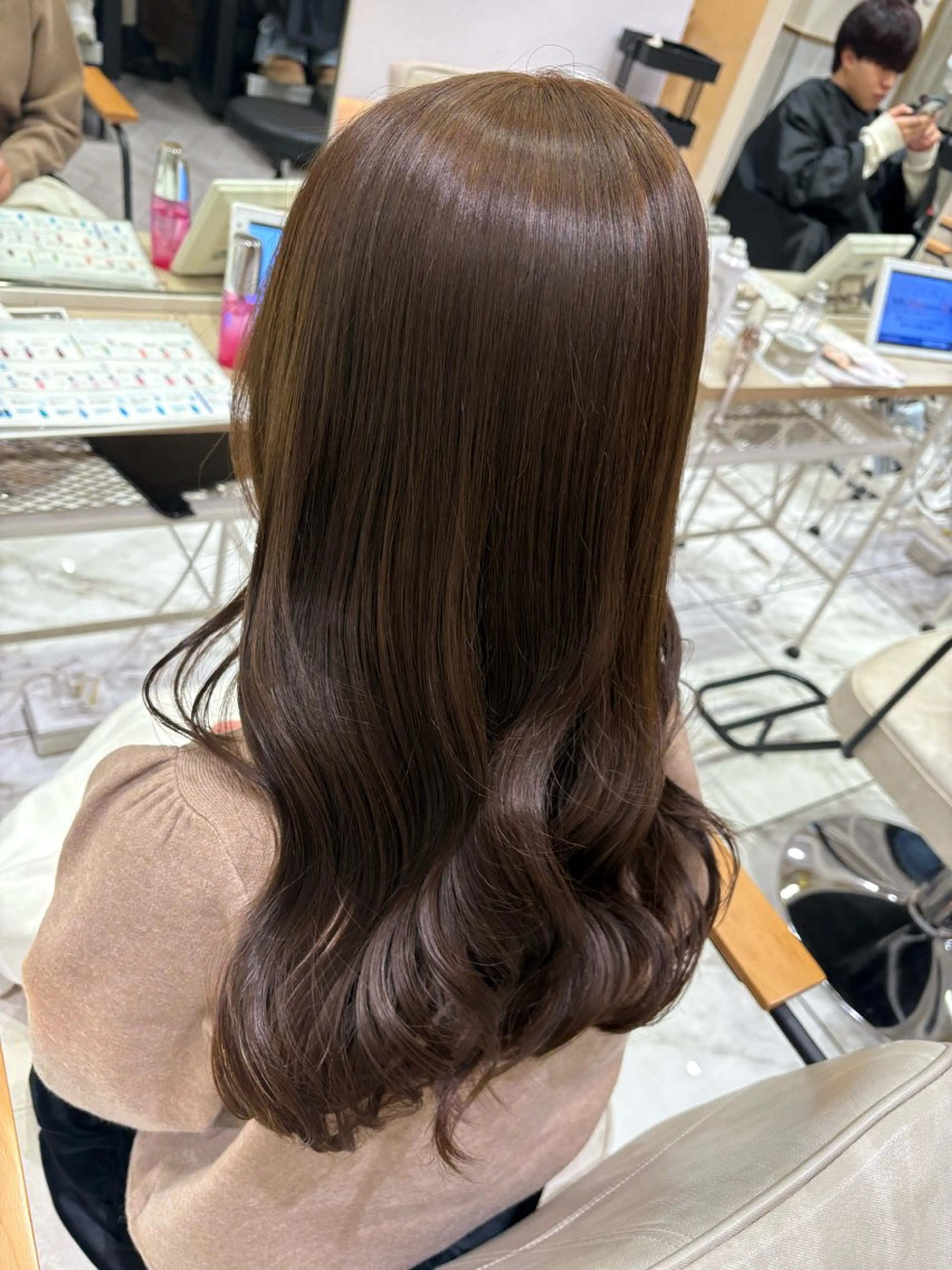 ロング ヘアカラー yurika🎀 透明感カラーのヘアスタイル