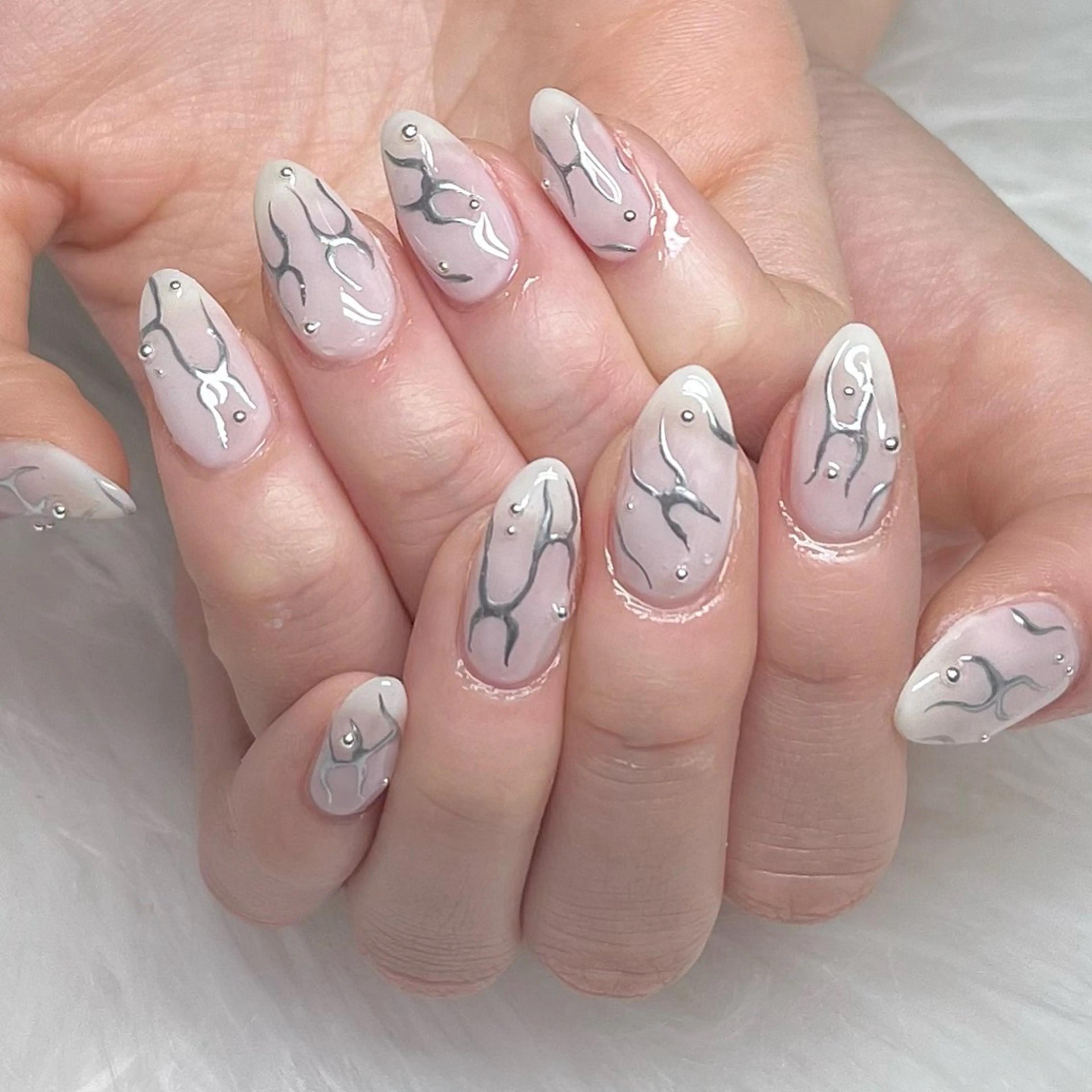 ネイル ハンドネイル 🍁nail. kaede🍁のネイルデザイン