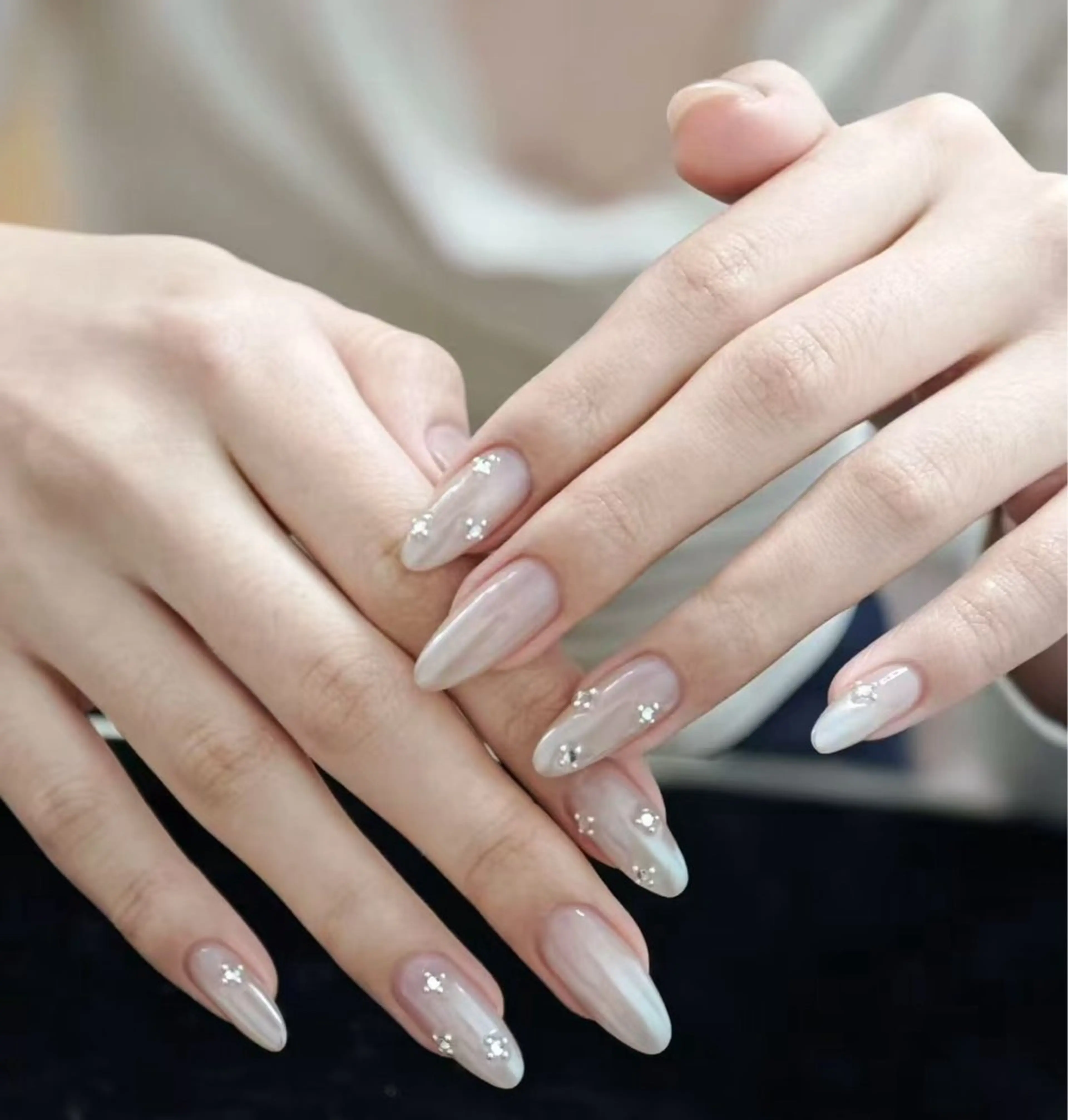 ネイル オーロラネイル フラワーネイル フットネイル フレンチネイル ジェルネイル ハンドネイル 相沢 さやかのネイルデザイン