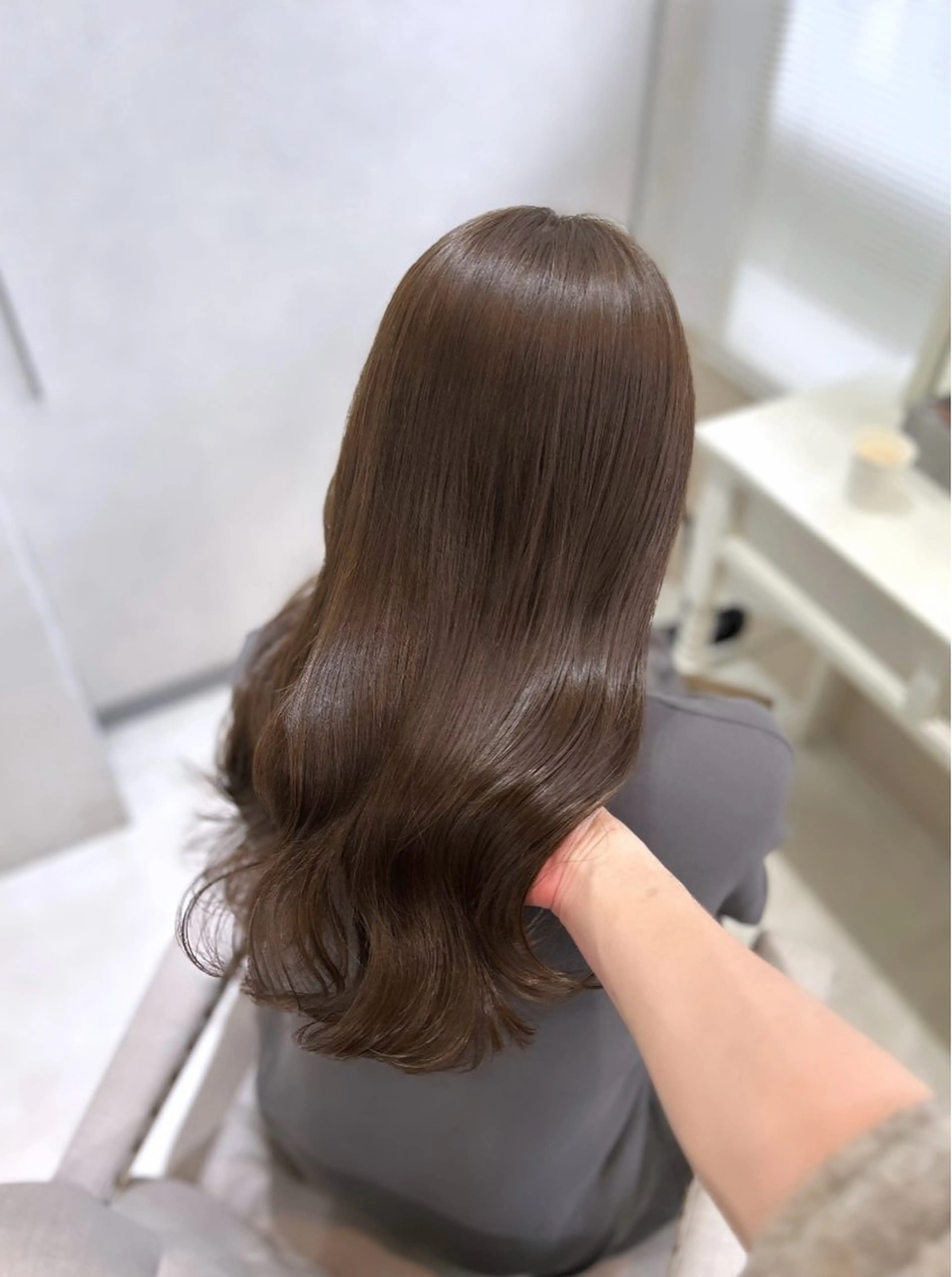 ロング ケアカラー 髪質改善× ブリーチなしyutoのヘアスタイル