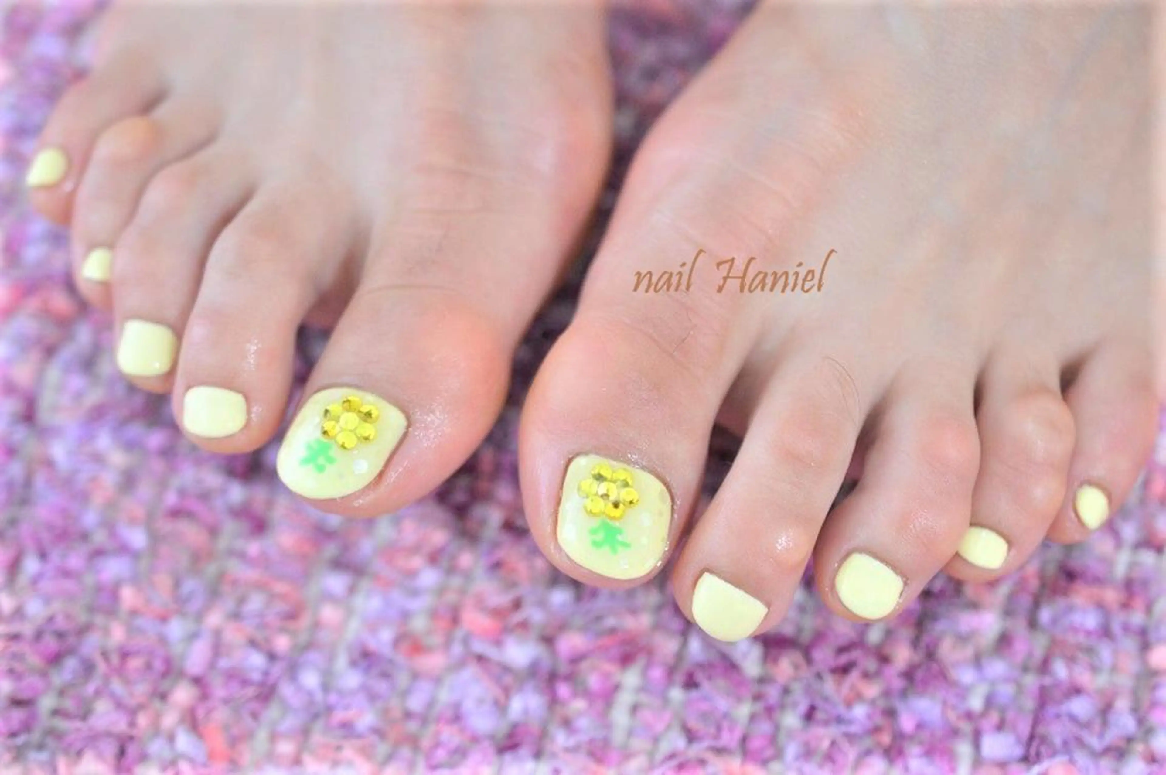ネイル フットネイル ジェルネイル フットネイル nail Haniel所属・半蔵門サロンハニエル 魅神 ちよのネイルデザイン