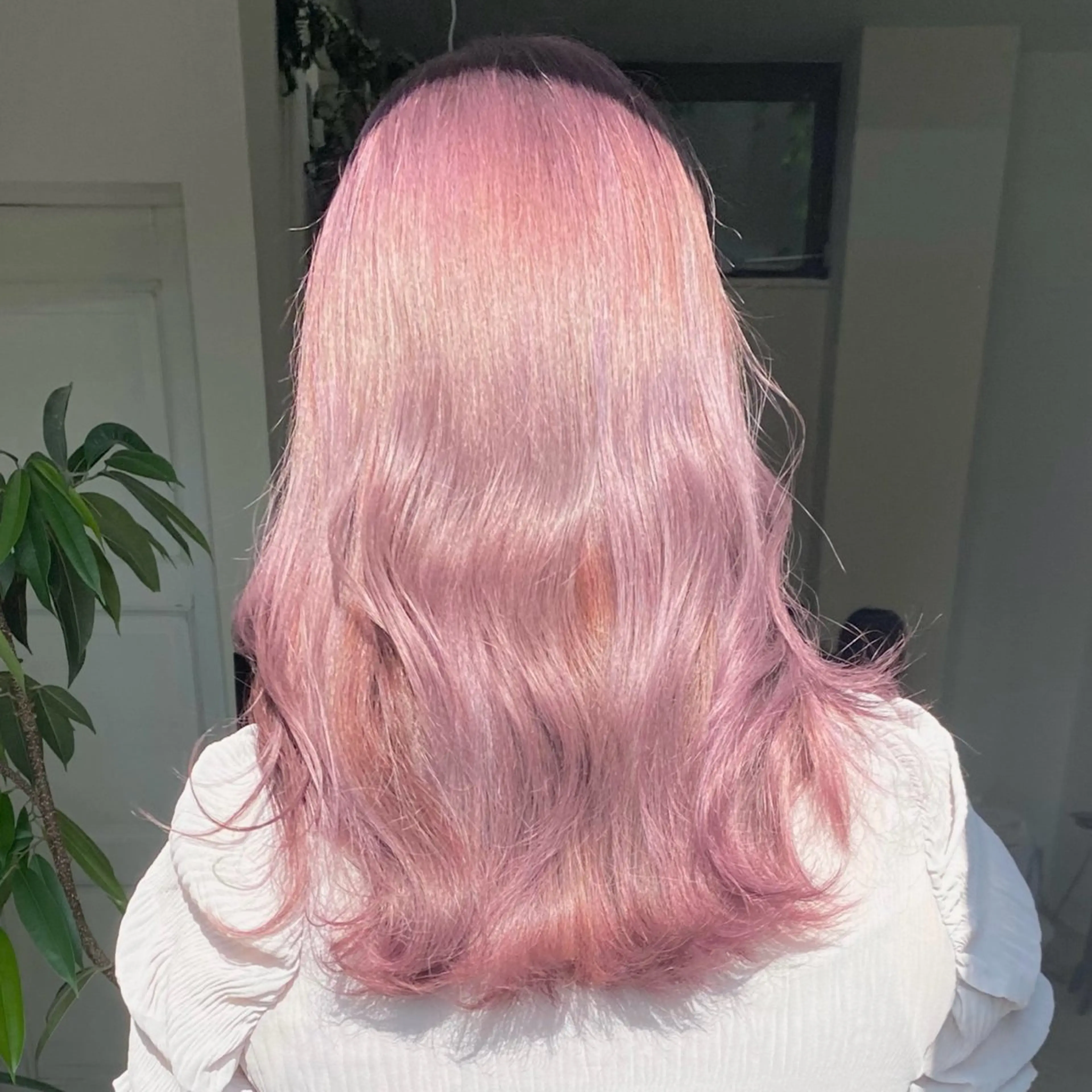 ロング カラー ブリーチ ケアブリーチ souco/ moenoのヘアスタイル