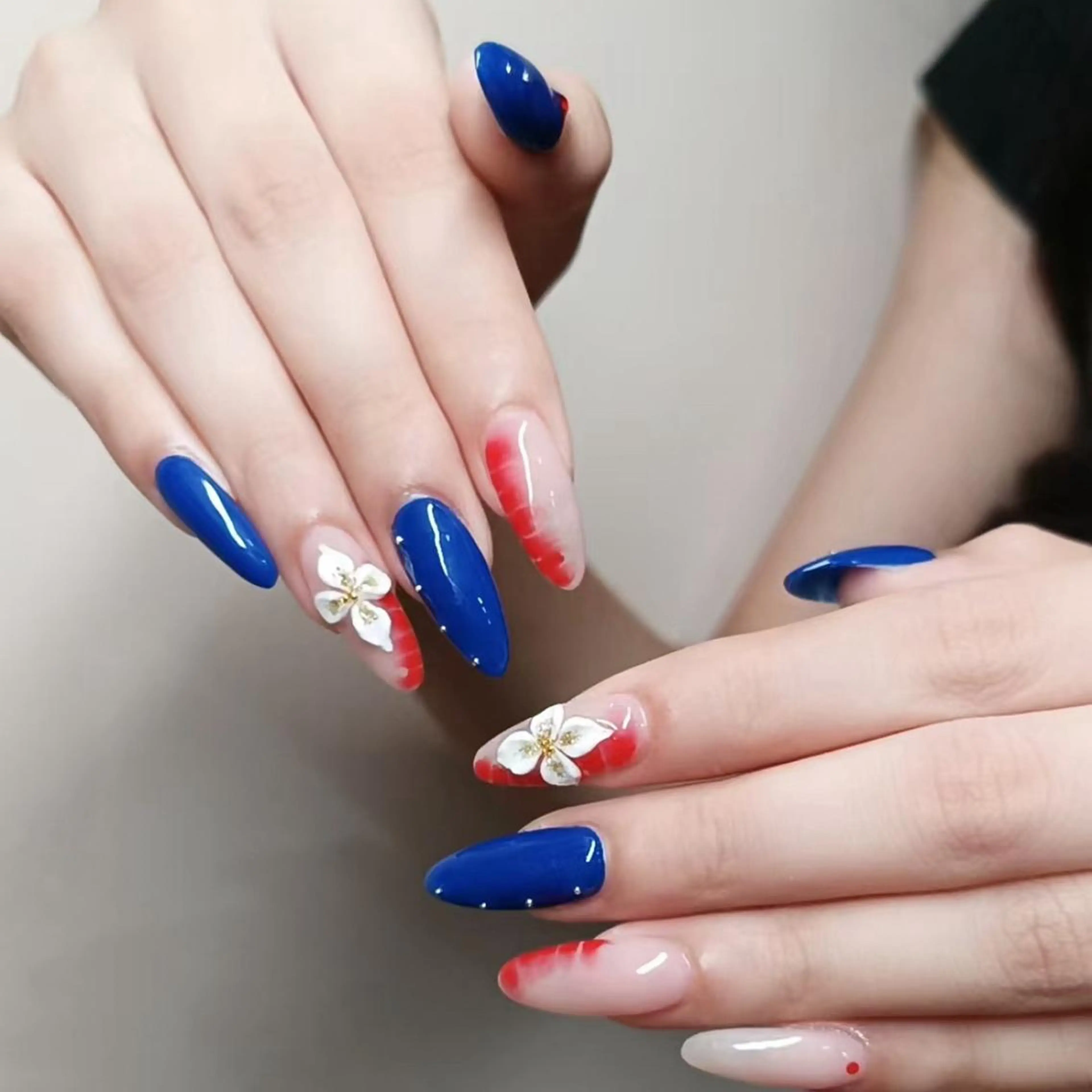 ネイル ビルドアップ ビューティーのネイルデザイン