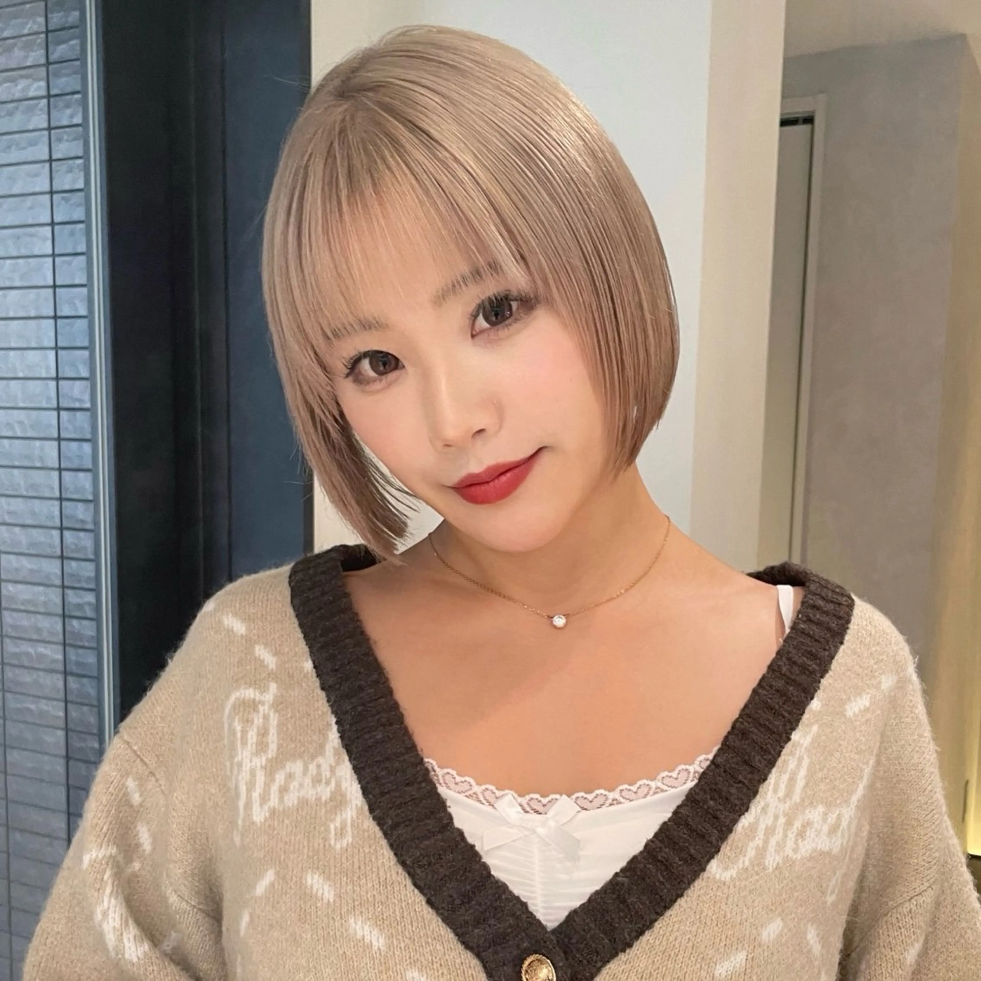 ショート 切りっぱなしボブ ボブ ショートヘア GO TODAY シェアサロン 原宿Verno店所属・ブリーチ/髪質改善/ ボブ特化/よしきのヘアスタイル