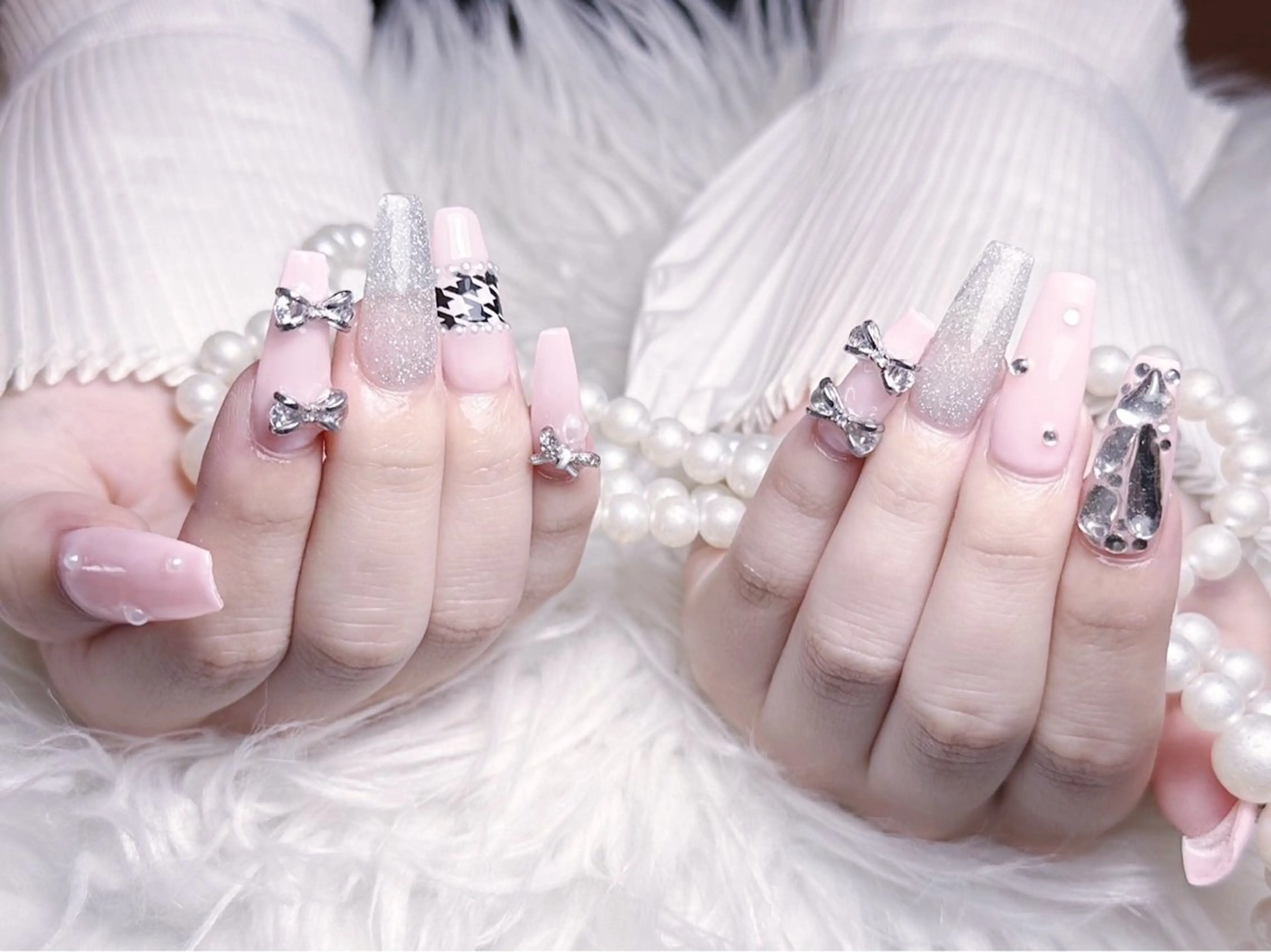 ネイル ハンドネイル ☁️Yun nail KiKi☁️のネイルデザイン