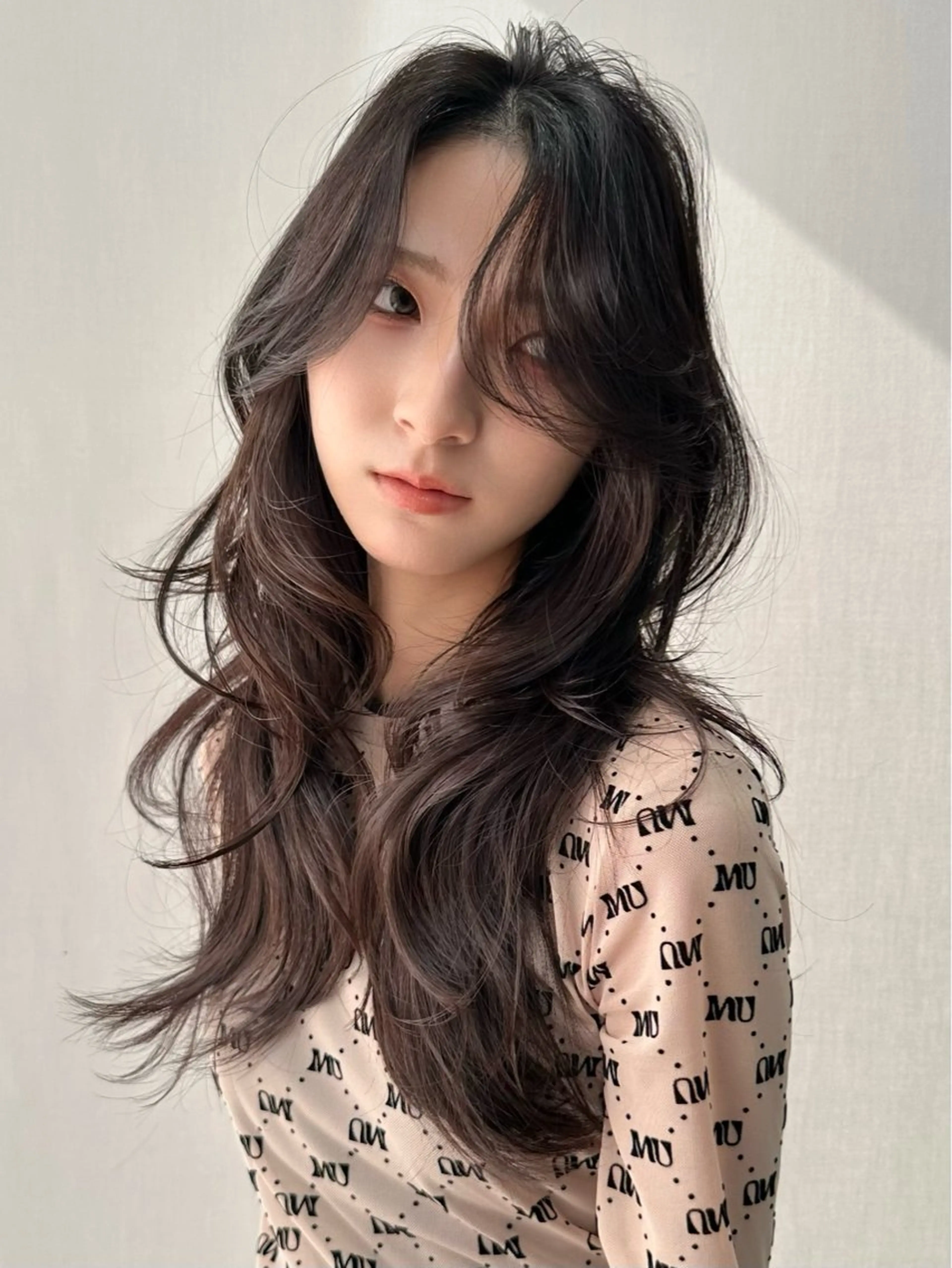 【⭐️人気No.2⭐️】韓国風カット＋艶カラー＋5stepオージュアトリートメント✨ロング料金無しの写真