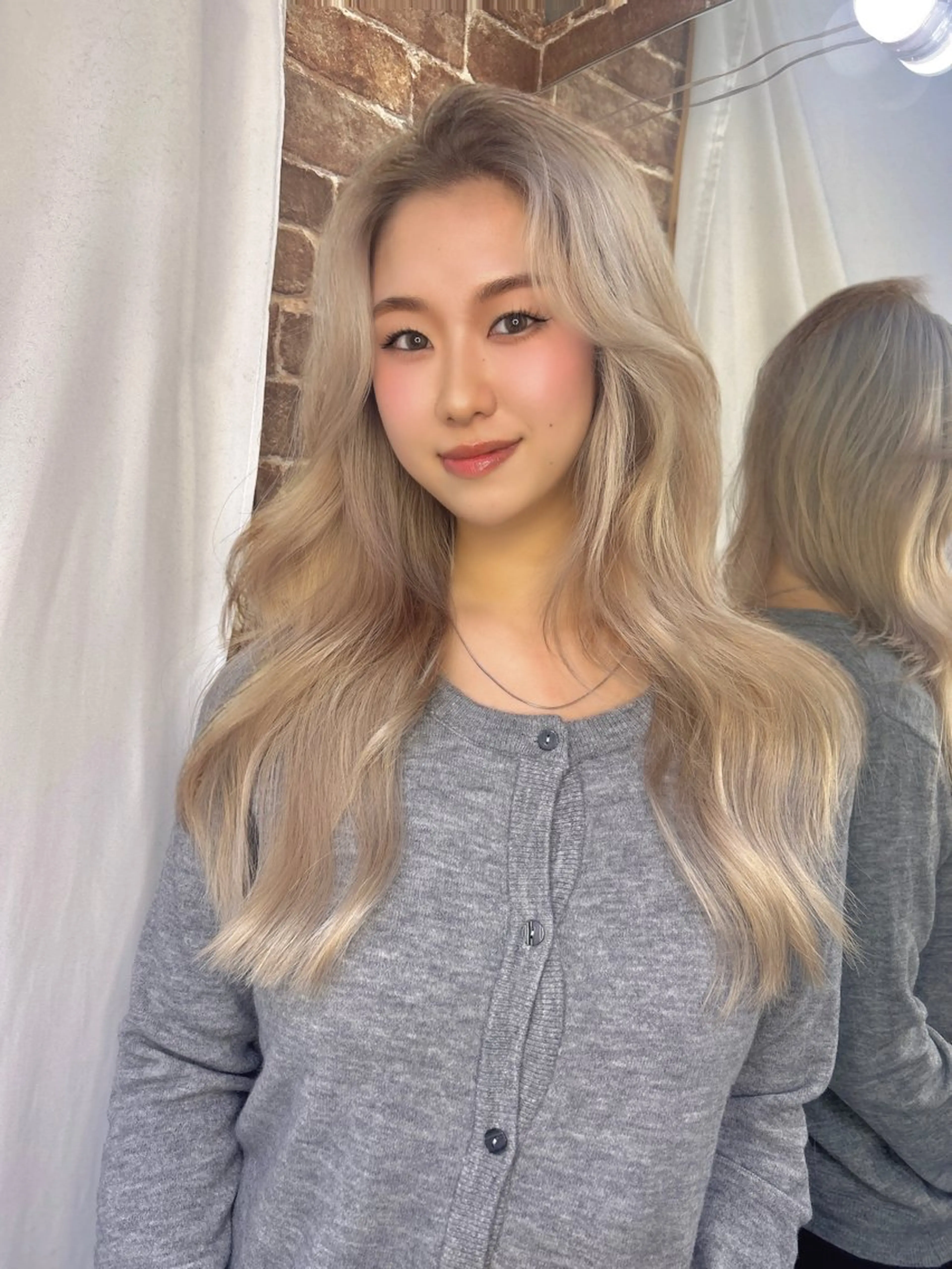 ロング カラー ブロンド ホワイトブロンド レイヤー/ブリーチ HIKARU ♡のヘアスタイル