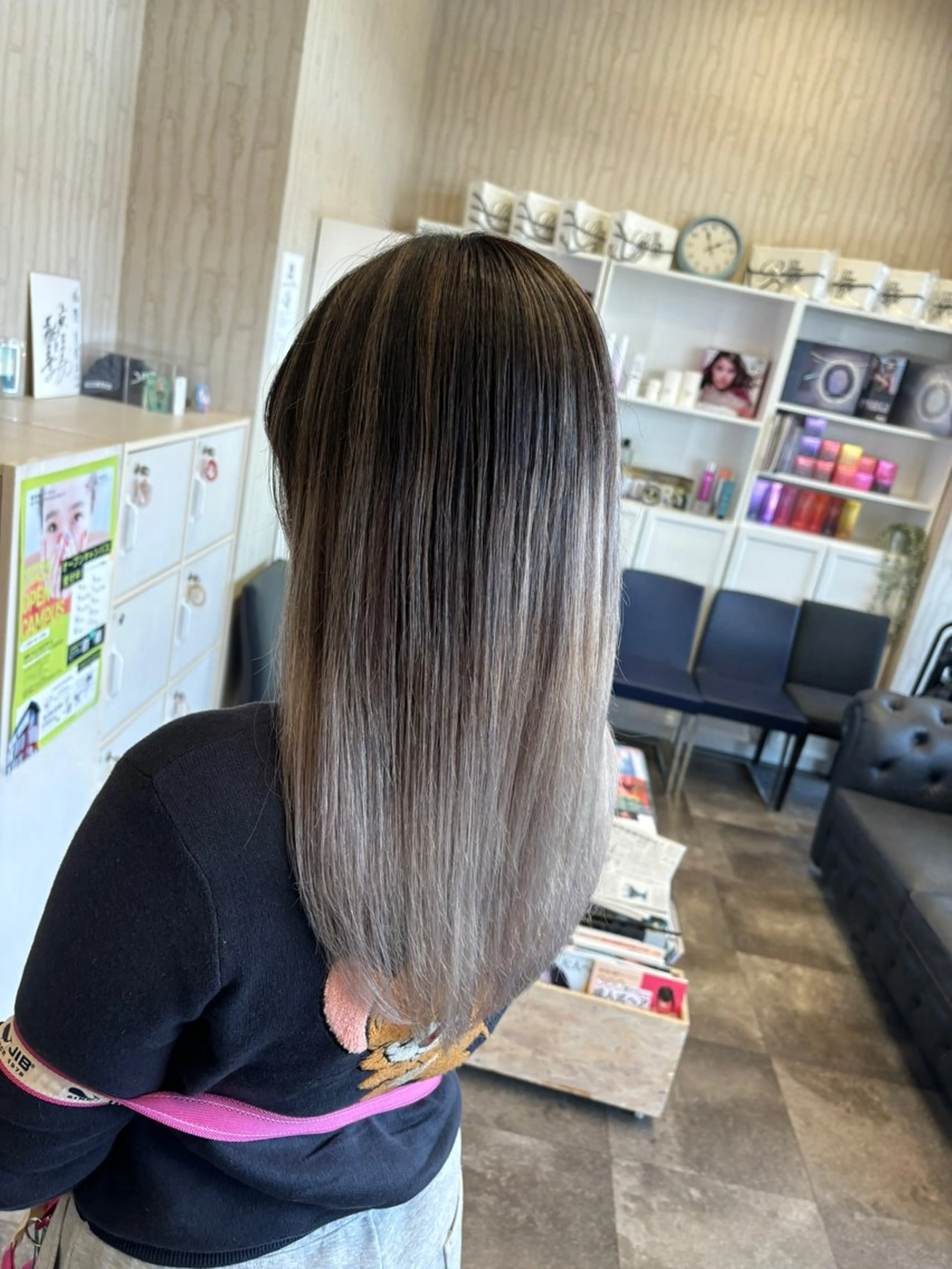 セミロング カット ヘアカラー 田中 沙也香のヘアスタイル