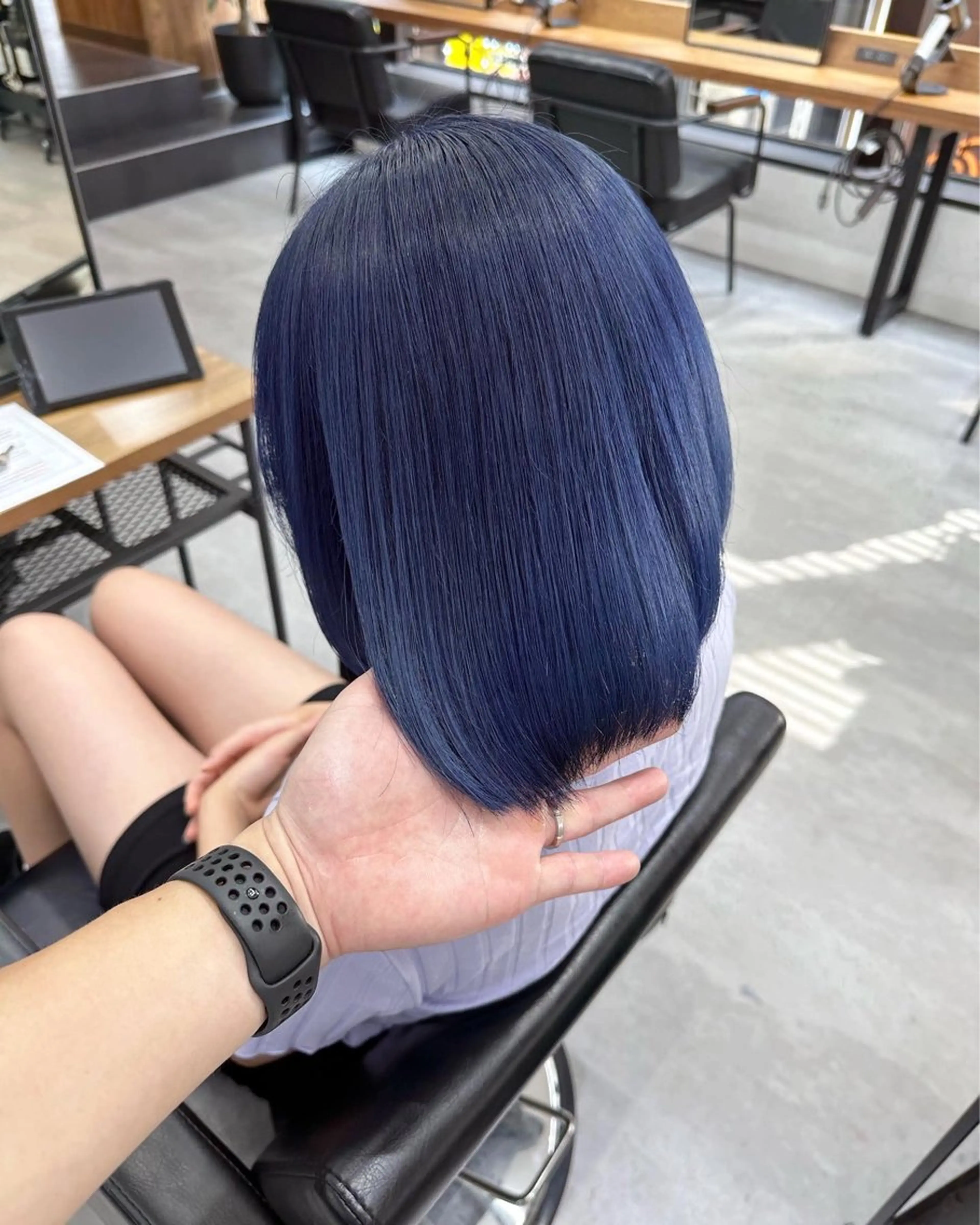ショート カラー ブルーカラー ダブルカラー ネイビーカラー 髪質改善 カット ヘアカラー トリートメント 池袋🧡ダブルカラー /馴染ませエクステのヘアスタイル